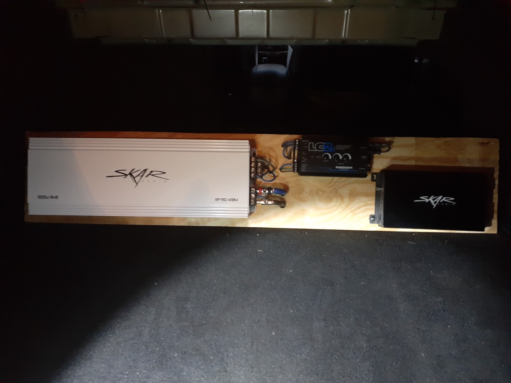 Skar Audio RP-150.4ABM 1,000 Watt Full-Range Class A/B 4-Channel Marine Amplifier customer photo 2