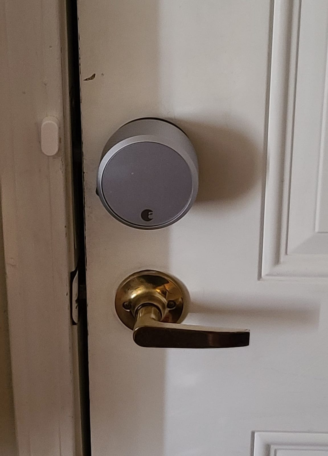 August Home Smart Lock Pro + Connect Hub - Wi-Fi Smart Lock for Keyless Entry - Works with Alexa, Google Assistant, and more - Silver customer photo 2