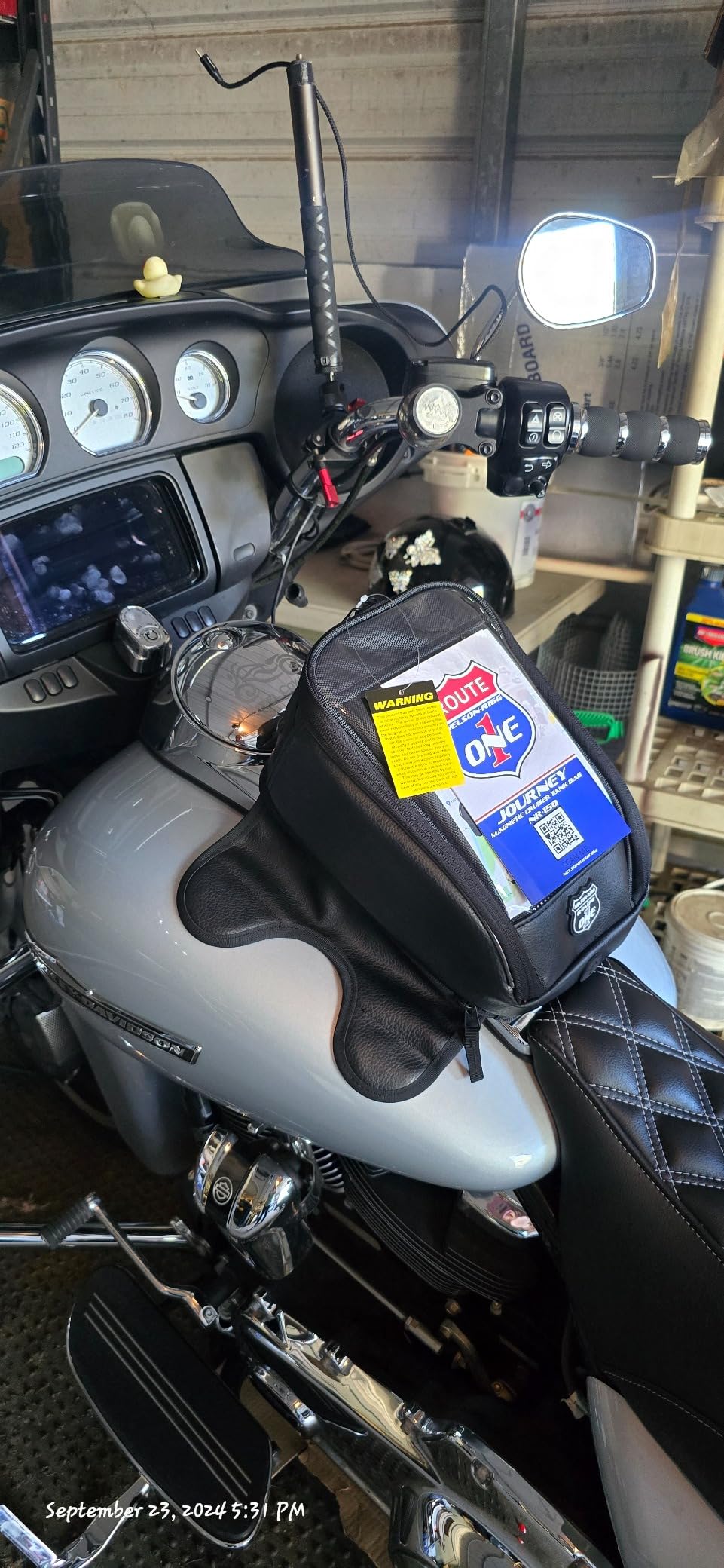 Nelson-Rigg Route 1 Journey Highway Cruiser Magnetic Tank Bag, fits Harley Davidson, Indian, Honda, Yamaha, Suzuki and more customer photo 1