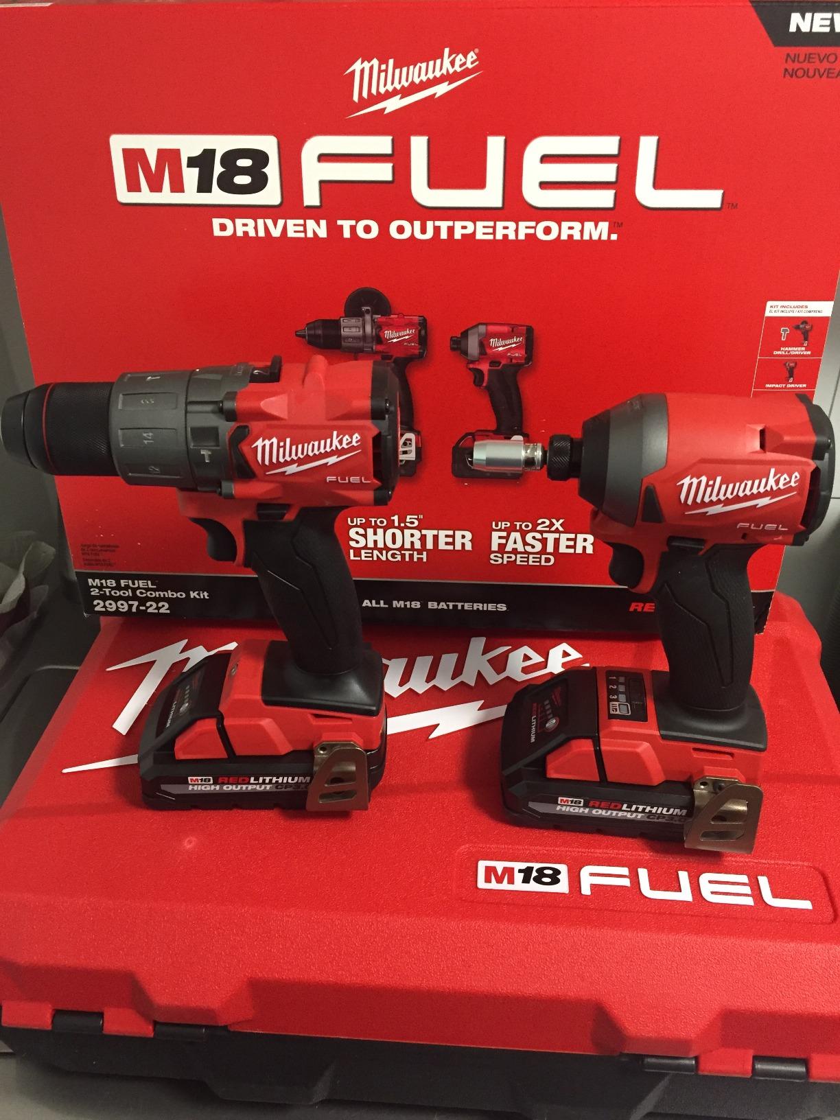 Milwaukee Electric Tools 2997-22 Hammer Drill/Impact Driver Kit customer photo 1