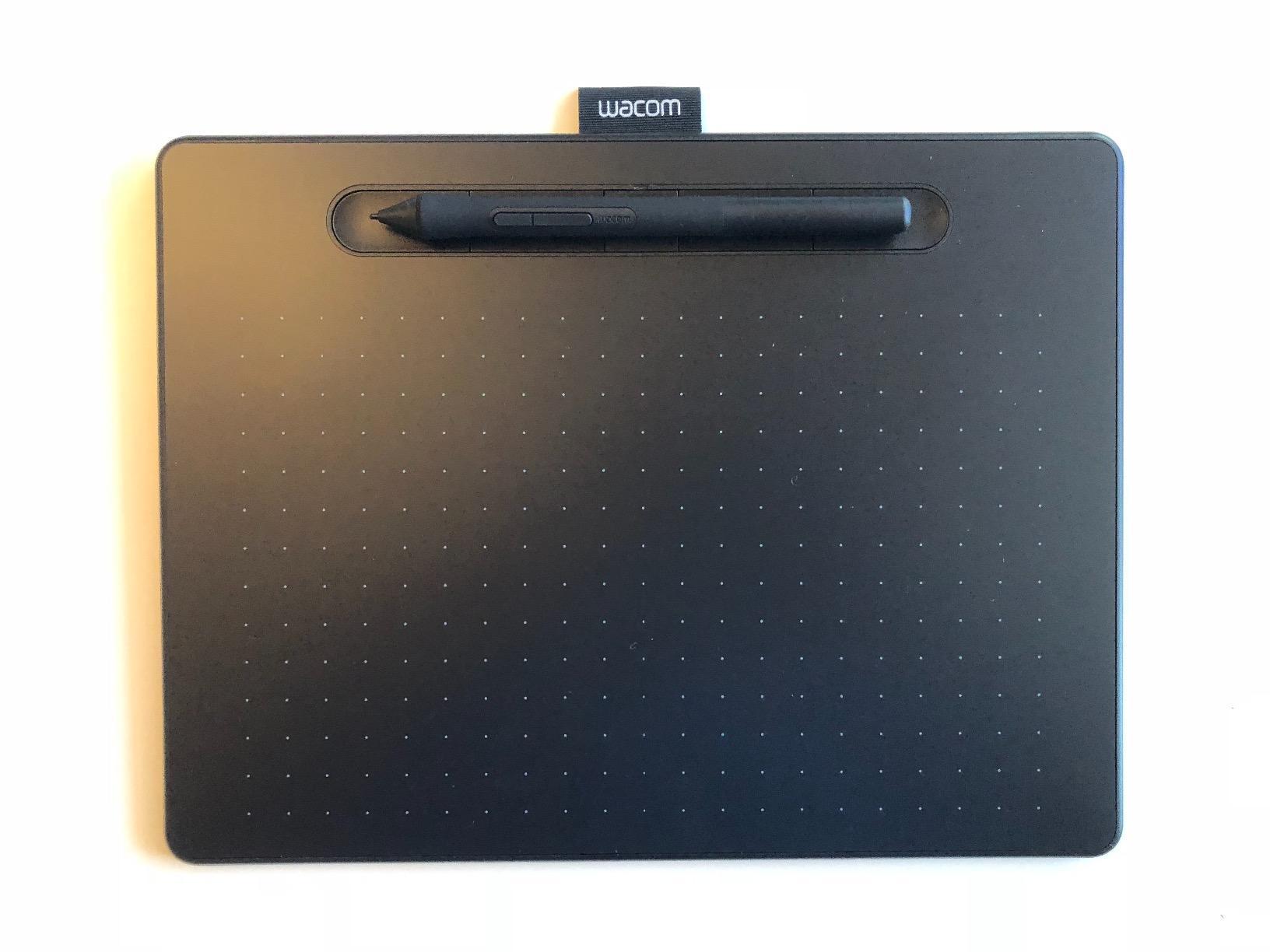 Wacom Intuos Medium, Bluetooth Graphic Drawing Tablet with Pen + Software | Battery-free pen, 4 ExpressKeys for shortcuts, works with Mac, Windows & Chromebook; Ideal for creators, students & teachers customer photo 1
