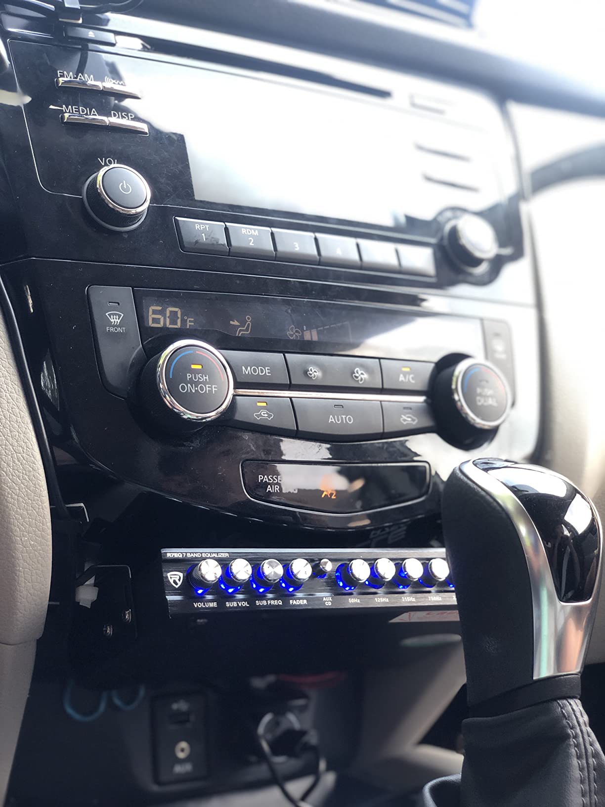 Rockville R7EQ 1/2 Din 7 Band Car Audio Equalizer, Front/Rear/Sub Output | 7V Line Driver, Aux Input, Built-in Crossover, Metal Chassis, Blue LED Knobs, Sub Frequency Control, Fader, Mounting Bracket customer photo 2