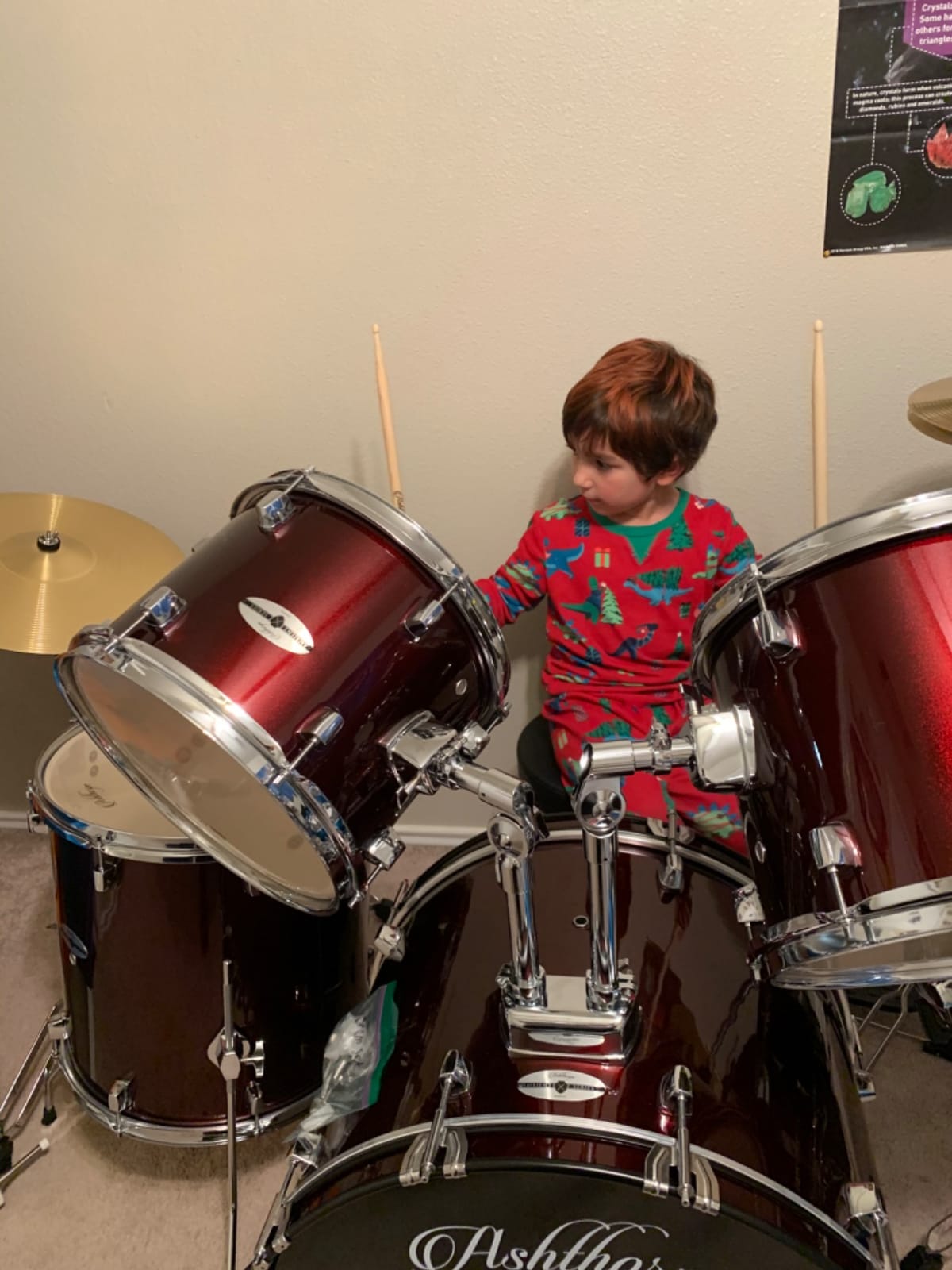 Ashthorpe 5-Piece Complete Full Size Adult Drum Set with Remo Batter Heads - Silver customer photo 1