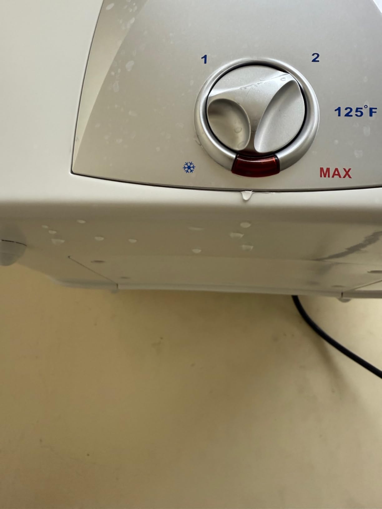 CAMPLUX Electric Hot Water Heater 6 Gallons, 120-Volt Corded 1440W Point of Use Mini-Tank Electric Water Heater, Wall or Floor Mounted, UL Listed ME60 customer photo 2