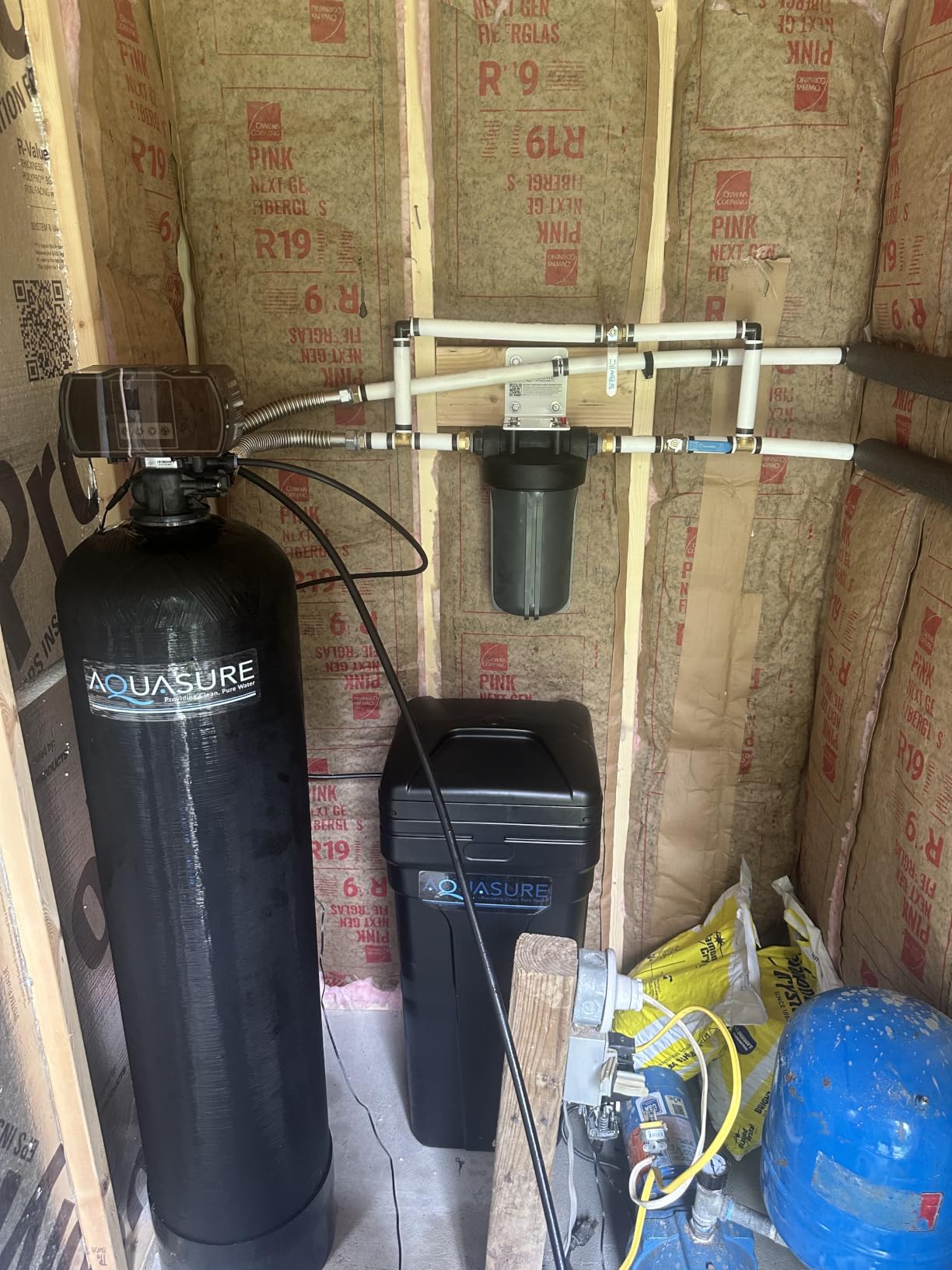 Aquasure Harmony Series 64,000 Grains Whole House Water Softener with High Performance Automatic Digital Metered Control Head | Reduces Hardness & Minerals (64,000 Grains) customer photo 1