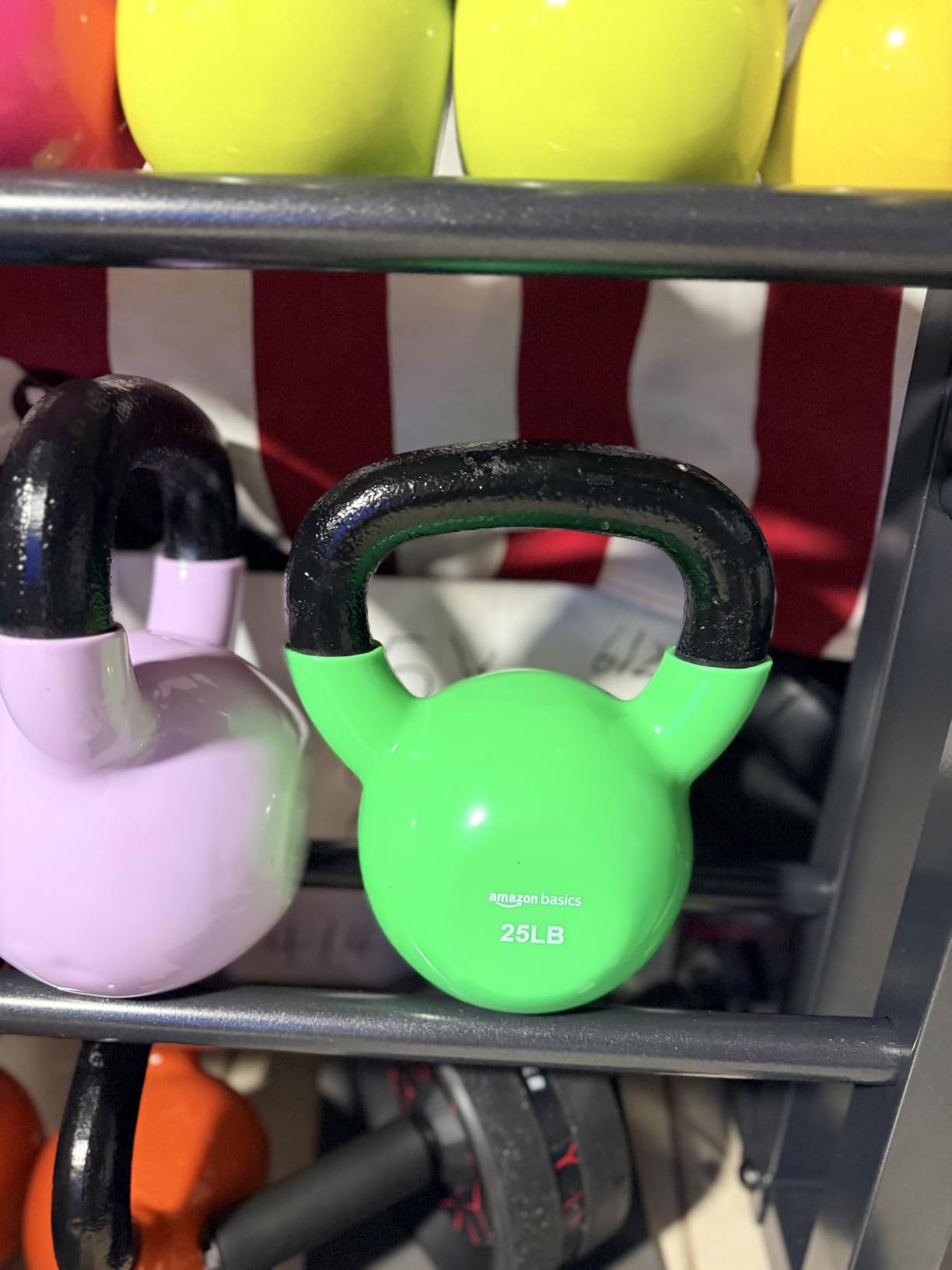 Amazon Basics Vinyl Kettlebell customer photo 1