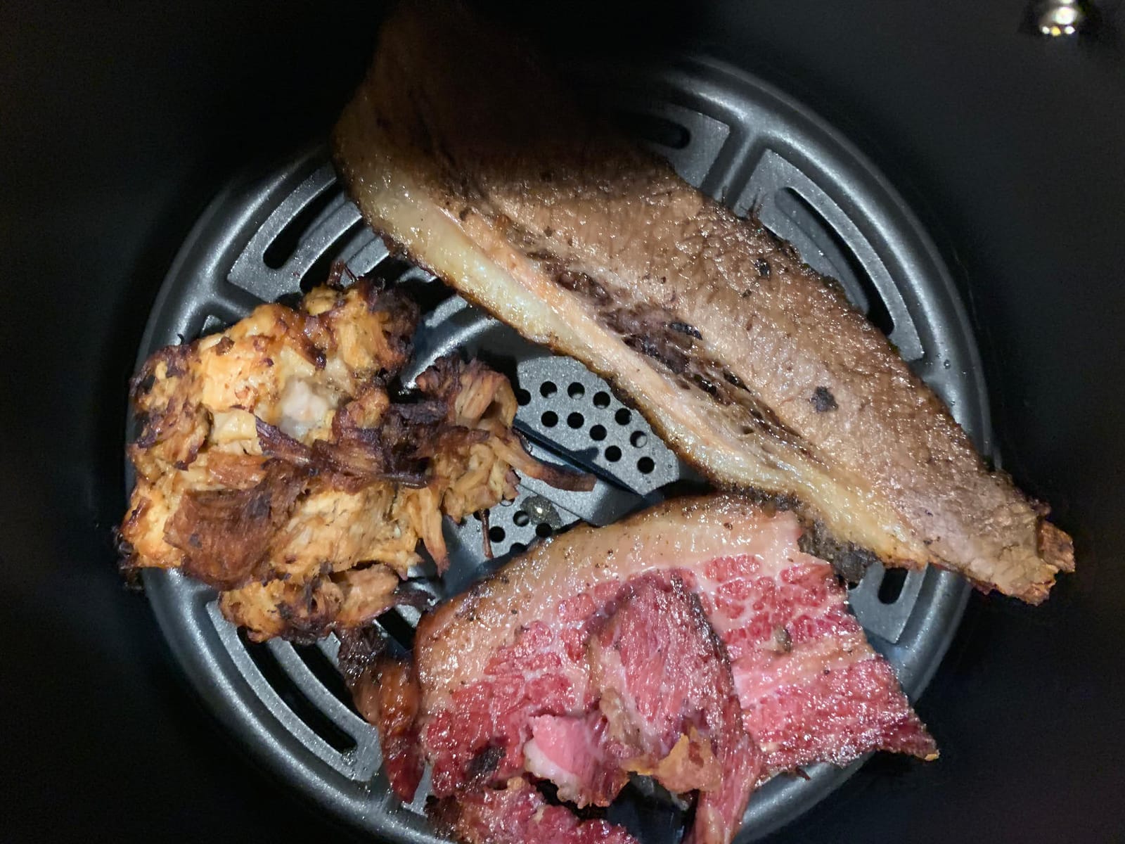 Ninja Air Fryer, 4 Qt Capacity, 4-in-1 Crisp, Roast, Reheat, and Dehydrate, Dishwasher Safe Parts, 105°F-400°F, 1550 Watt, Grey, AF101 customer photo 1