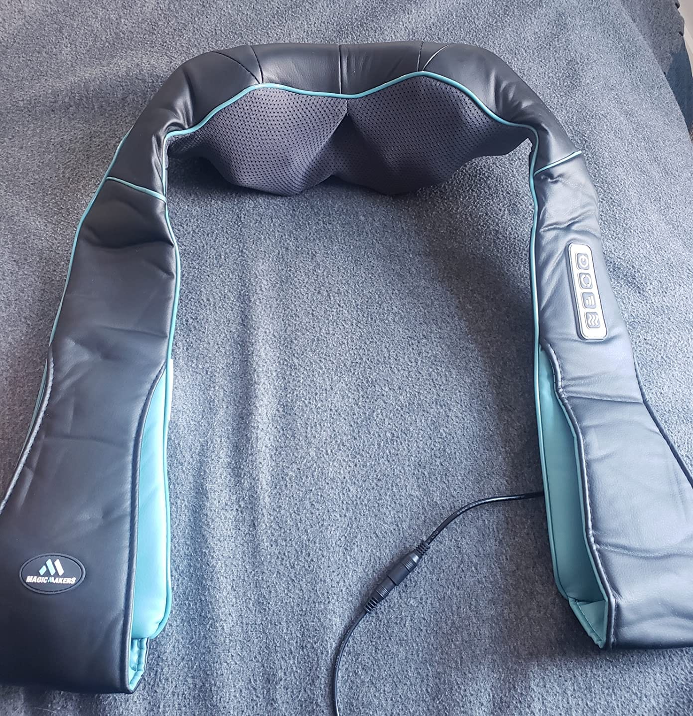 MagicMakers Shiatsu Neck Massager with Heat for Pain Relief Deep Tissue customer photo 1