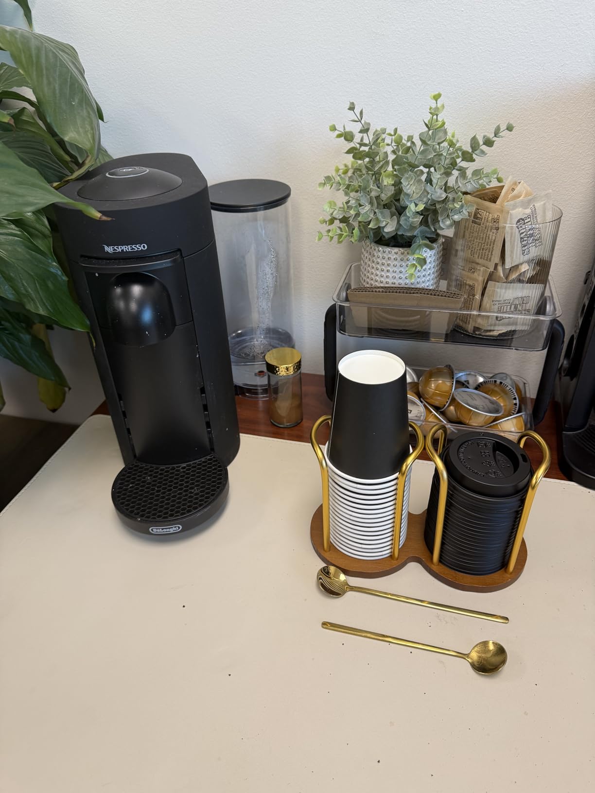 Vertuo Plus Deluxe Coffee and Espresso Maker by De'Longhi, Matte Black customer photo 2