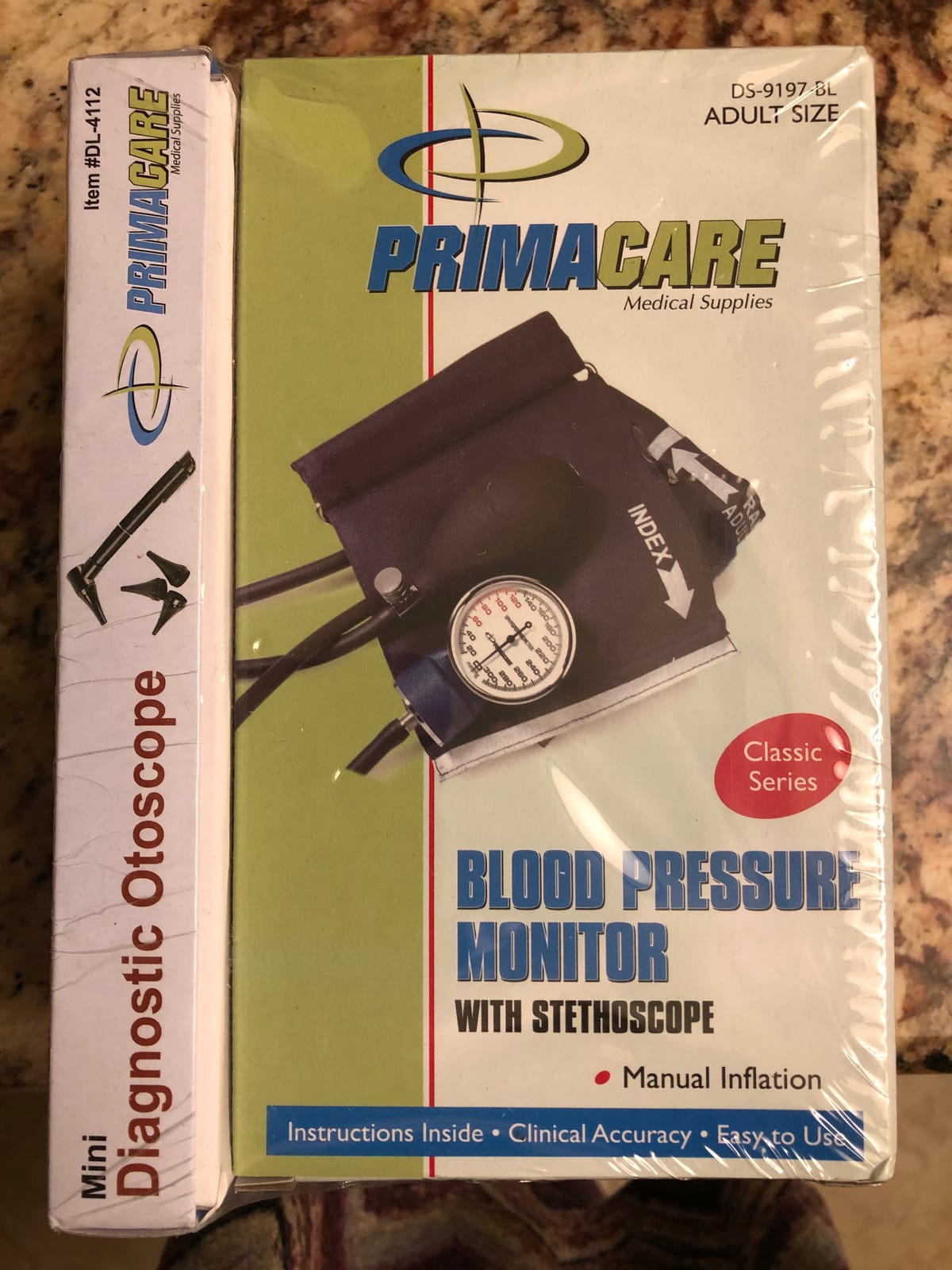 Primacare DS-9199 Nurse Essentials Starter Kit - Adult Aneroid Sphygmomanometer, Classic Stethoscope & Mini Diagnostic Otoscope with Travel Case customer photo 2