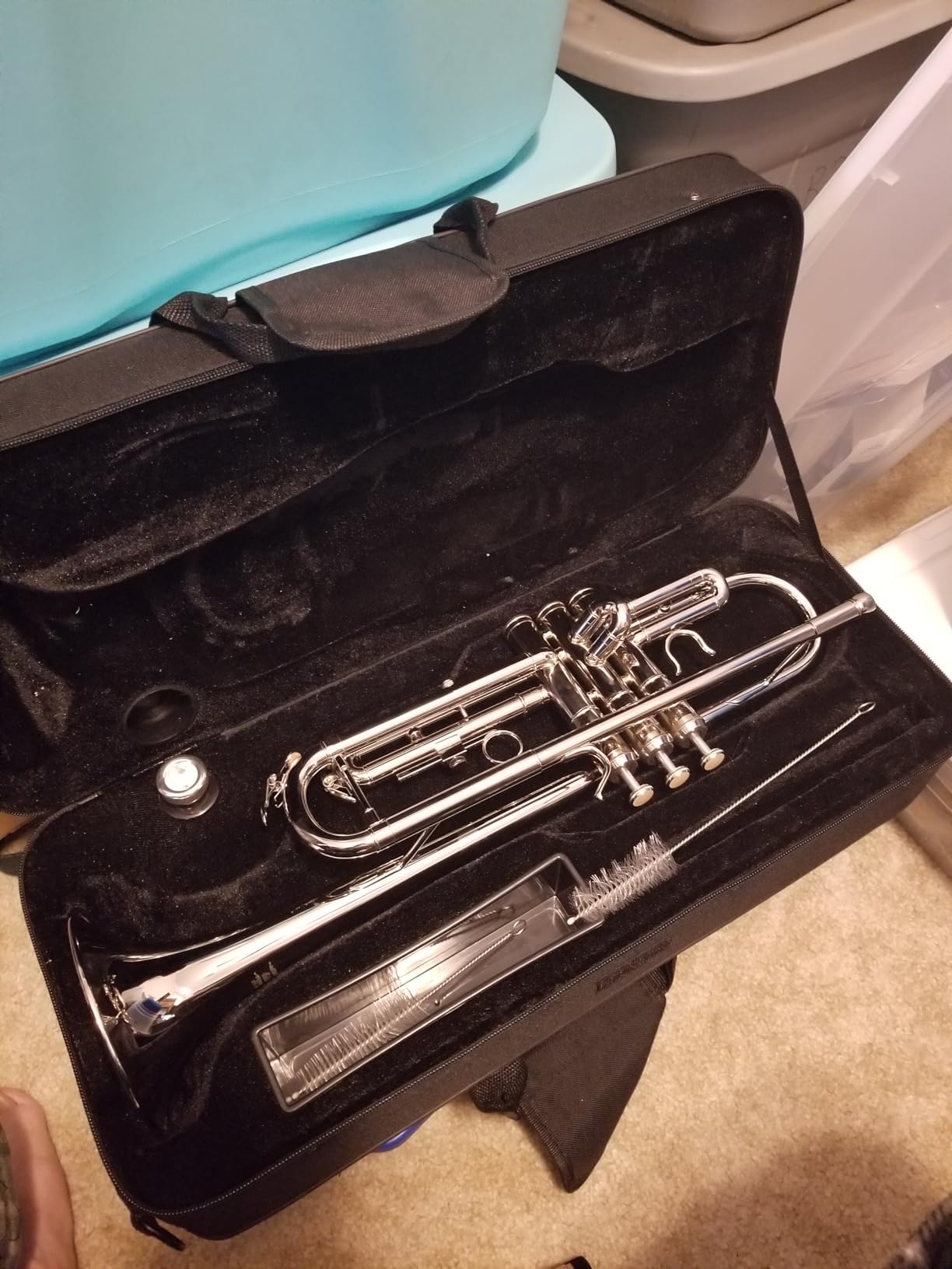 Eastar Bb Standard Trumpet Set for Beginner, Brass Student Trumpet Instrument with Hard Case, Cleaning Kit, 7C Mouthpiece and Gloves, ETR-380N, Silver customer photo 1