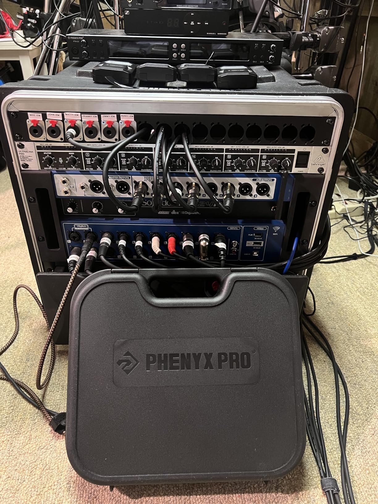 Phenyx Pro UHF Stereo Wireless in Ear Monitor System, Wireless IEM, 900MHz Band Selectable Frequency, Rack Mountable, 160 ft. Operation, Suitable for Stage, Studio, Exhibit, Lecture, Speech (PTM-10) customer photo 2