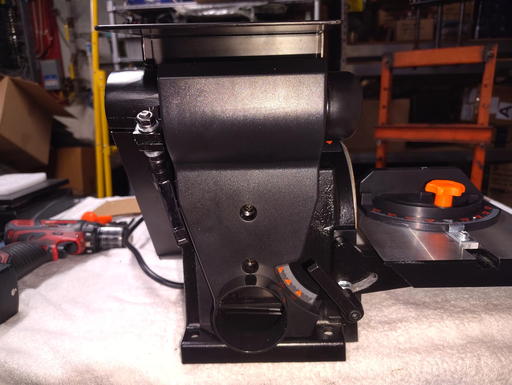 WEN Benchtop Belt and Disc Sander with 4 x 36 in. Belt, 6 in. Disc and Cast Iron Base (6502T) customer photo 2