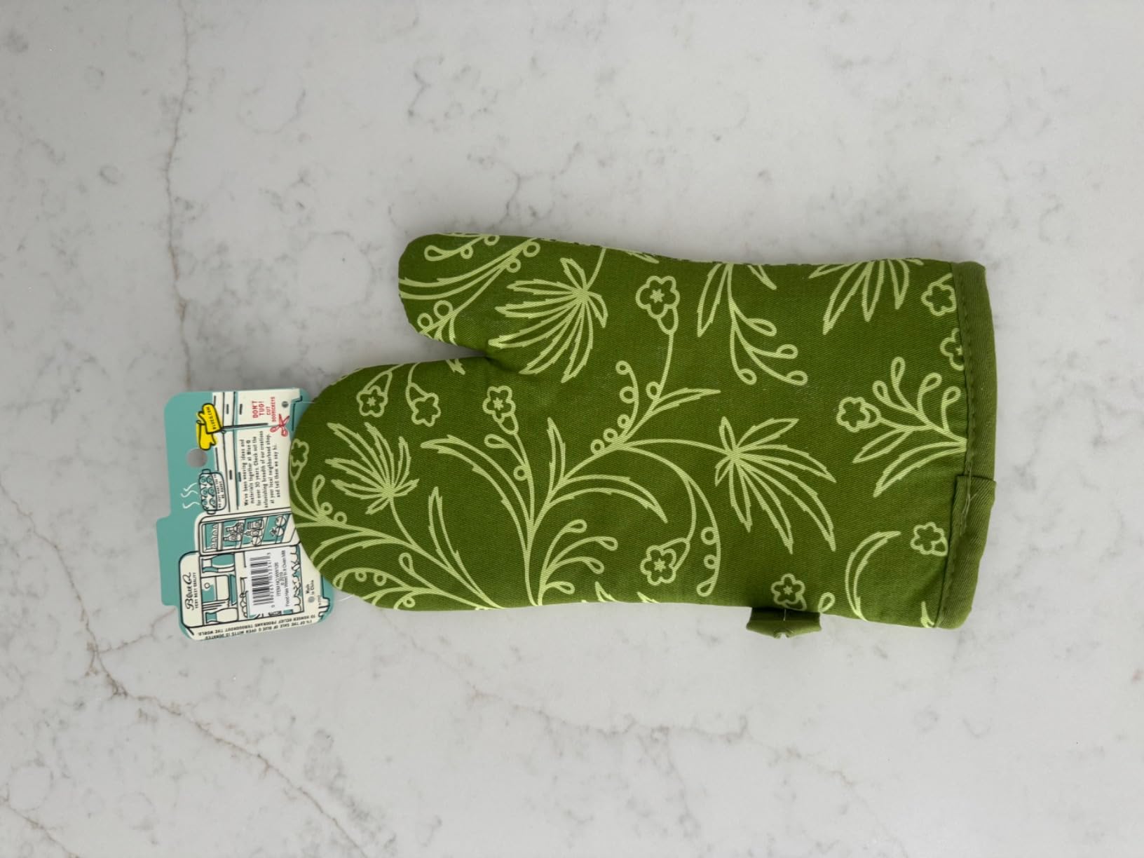 Blue Q Oven Mitts - Cute Kitchen Accessories & Kitchen Gifts - The Secret | Cute Oven Mitts with unique artwork, Super-Insulated Quilting, Easy care maintenance, Kitchen gifts for women and home cooks customer photo 1