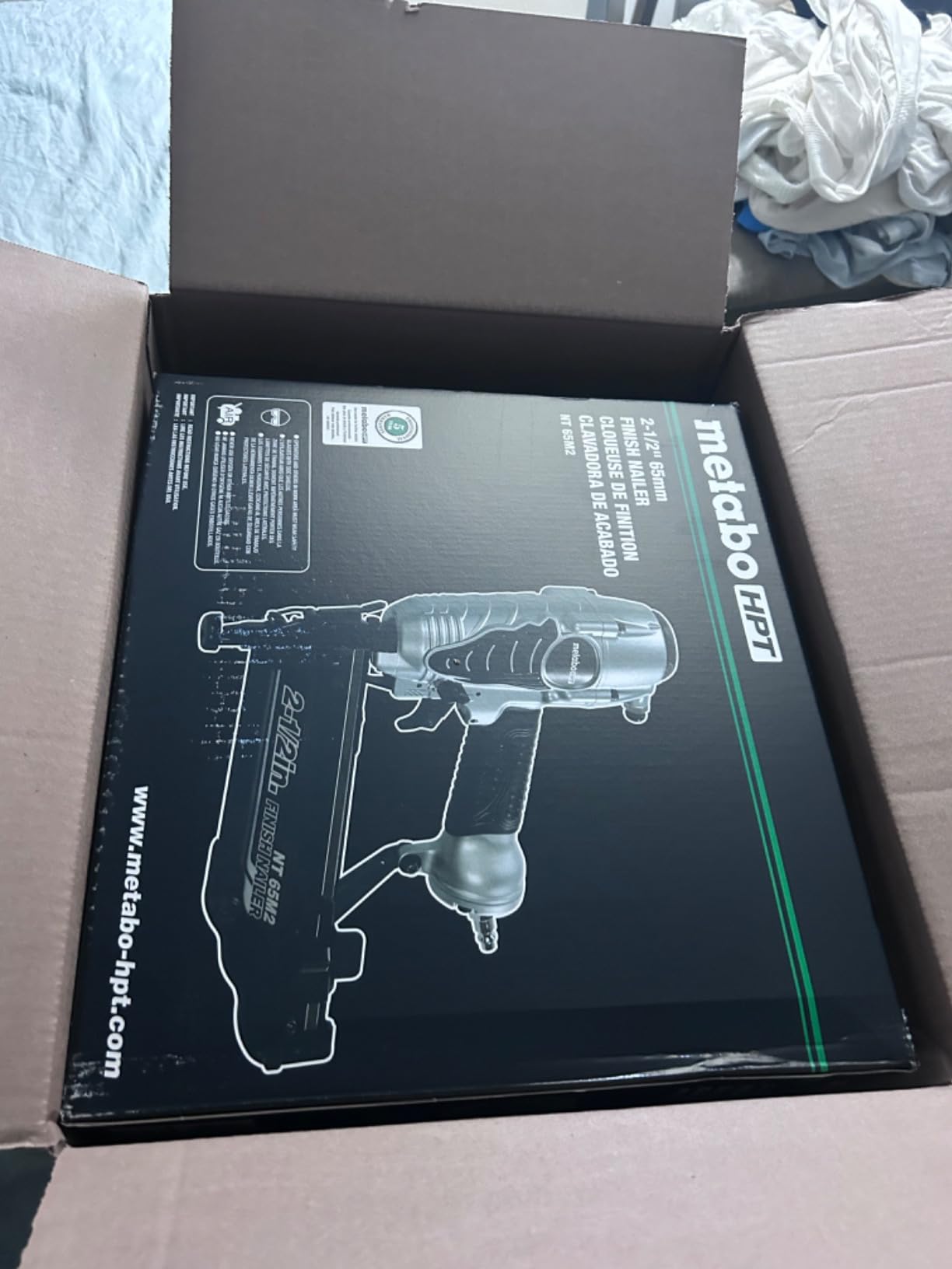 Metabo HPT Finish Nailer with Air Duster, 16 Gauge, NT65M2S customer photo 1