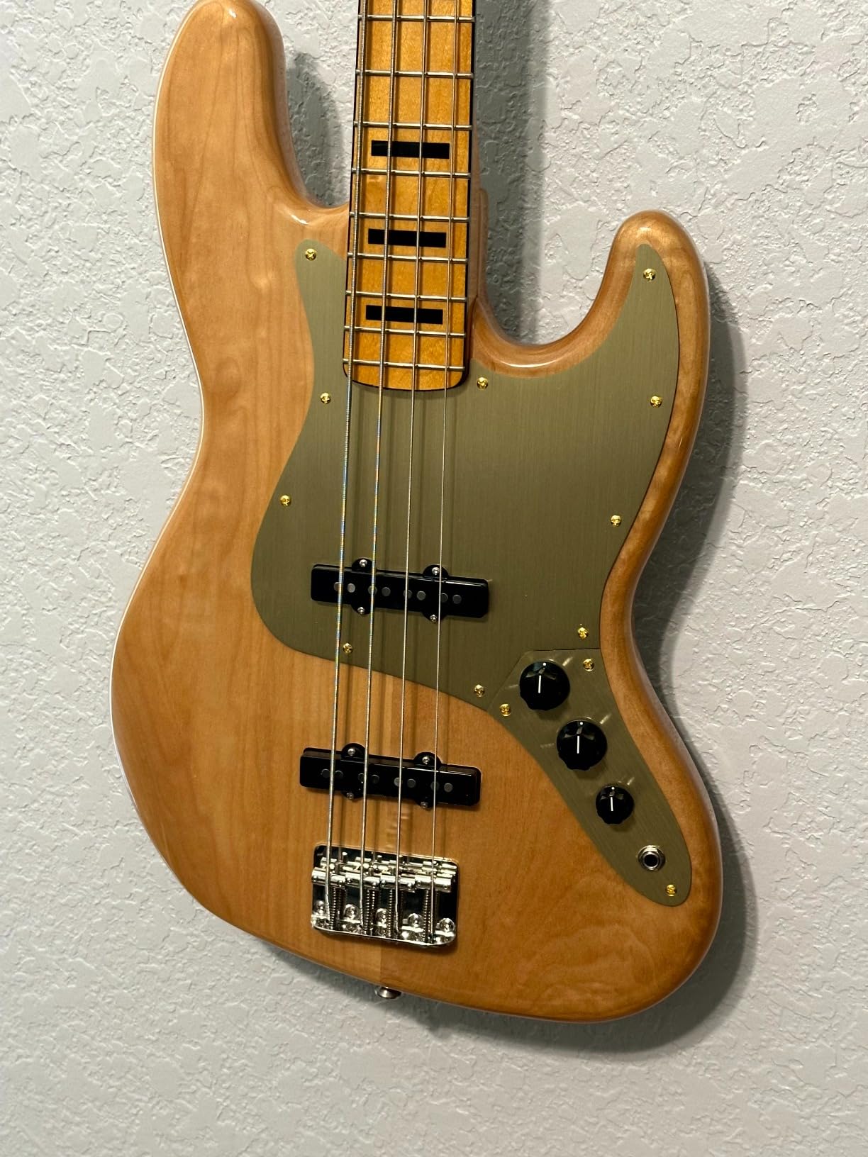 Squier Classic Vibe 70s Jazz Bass, Natural, Maple Fingerboard customer photo 1