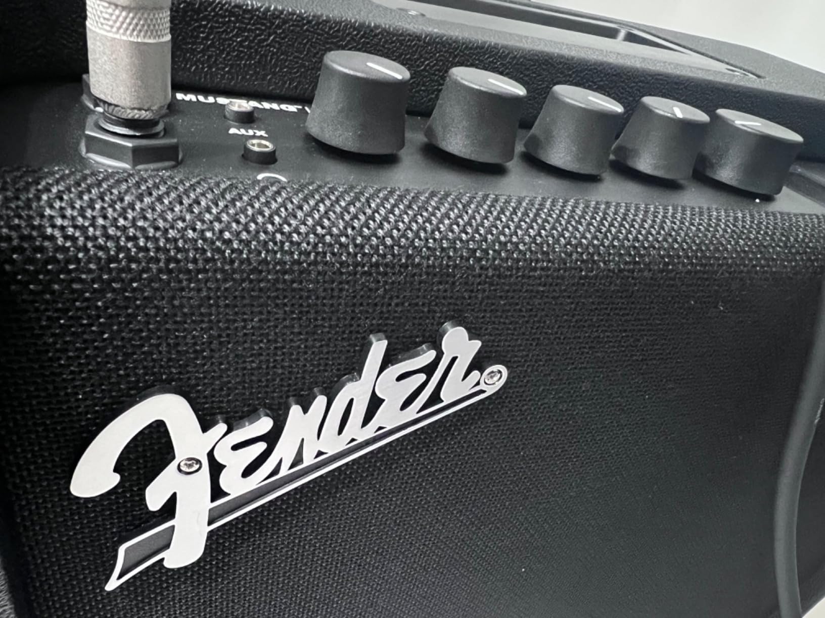 Fender Mustang LT25 Guitar Amplifier, 25-Watt Combo Amp with 8-inch Speaker customer photo 2