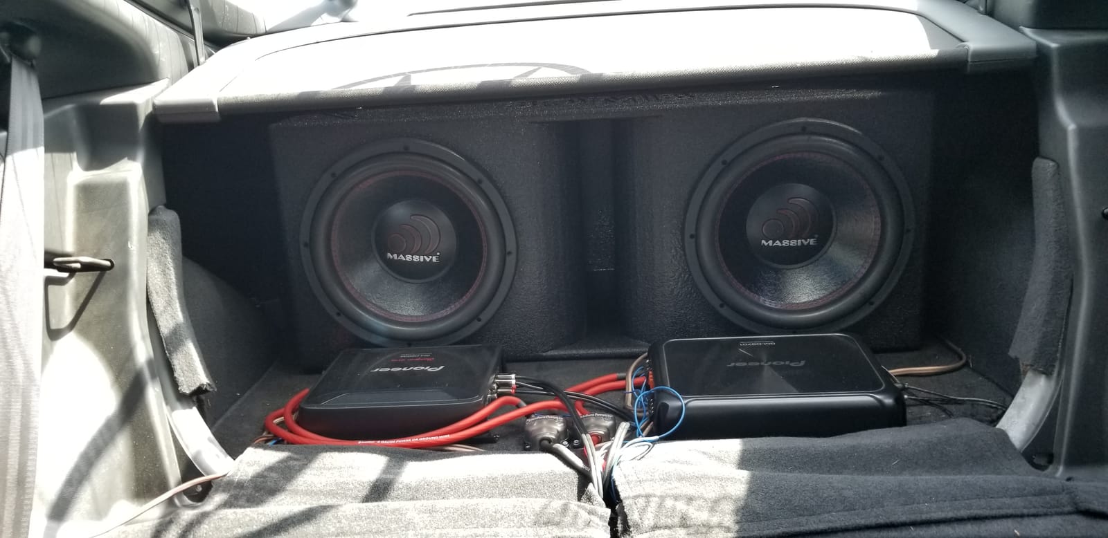Pioneer GM-D9705 GM Series 2,000-Watt 5-Channel Class D Amp customer photo 2