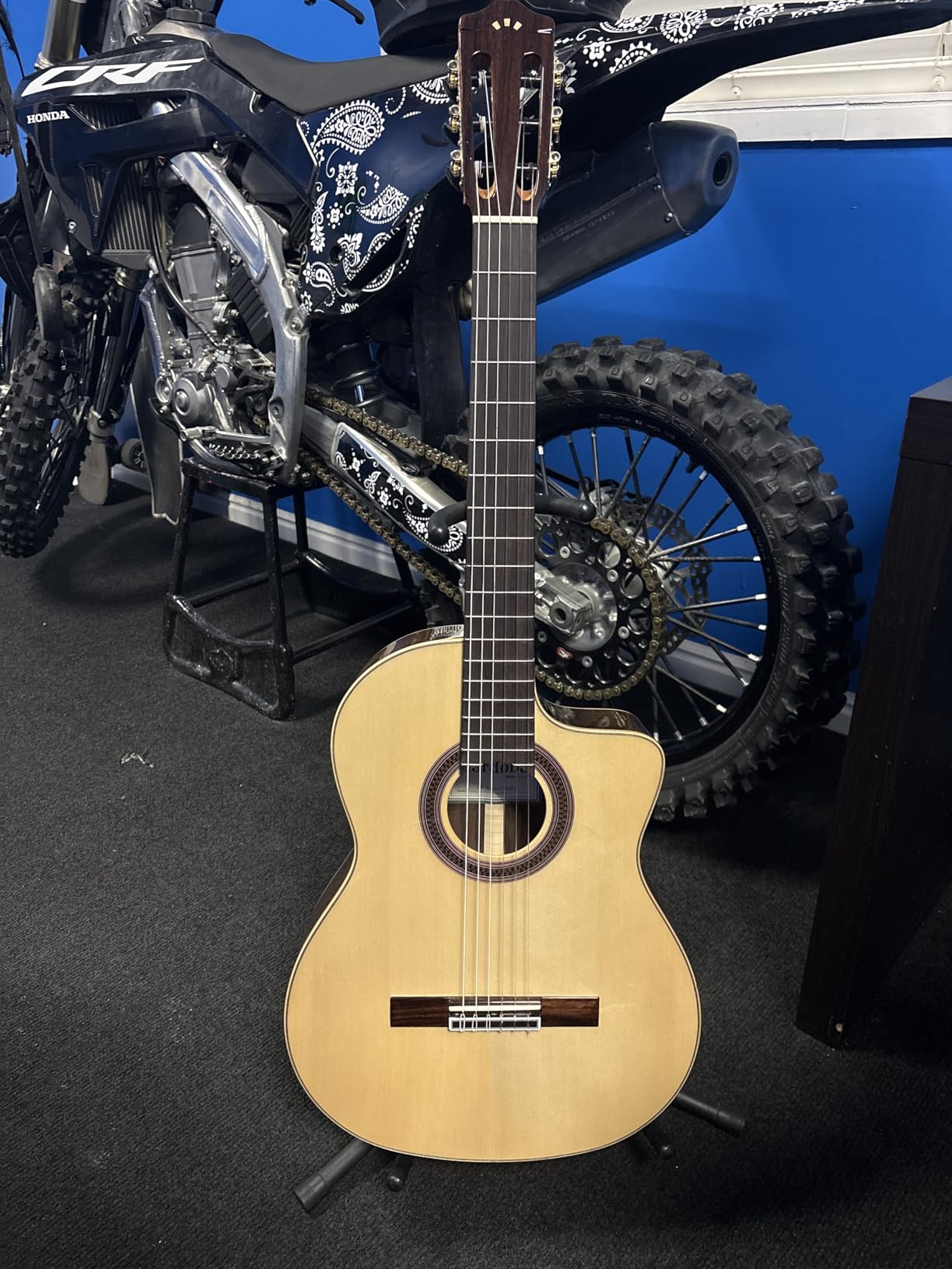 Cordoba GK Studio Negra Nylon String Flamenco Guitar customer photo 1
