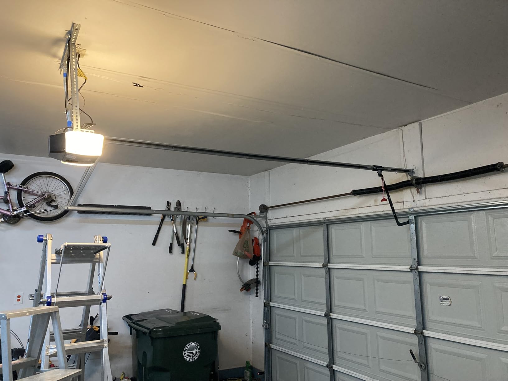 Genie StealthDrive Connect Smart Belt Drive Garage Door Opener, 7155-TKV | 1 1/4 HPc, Aladdin Connect Wi-Fi, Works with Alexa, Battery Backup, Wireless Keypad, 2 Remotes, Ultra-Quiet Belt Drive customer photo 1