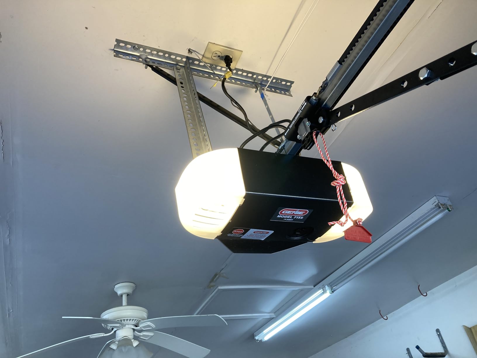 Genie StealthDrive Connect Smart Belt Drive Garage Door Opener, 7155-TKV | 1 1/4 HPc, Aladdin Connect Wi-Fi, Works with Alexa, Battery Backup, Wireless Keypad, 2 Remotes, Ultra-Quiet Belt Drive customer photo 2