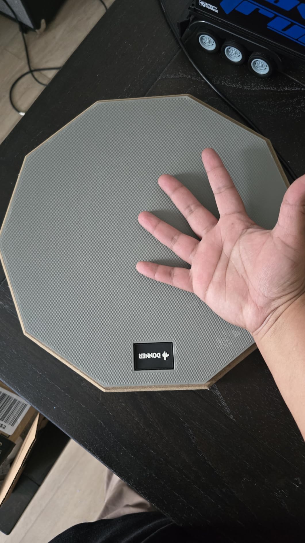 Donner Drum Practice Pad 8 Inches, Silent Practice Drum Pad 2-Sided With Drum Sticks - Blue customer photo 1