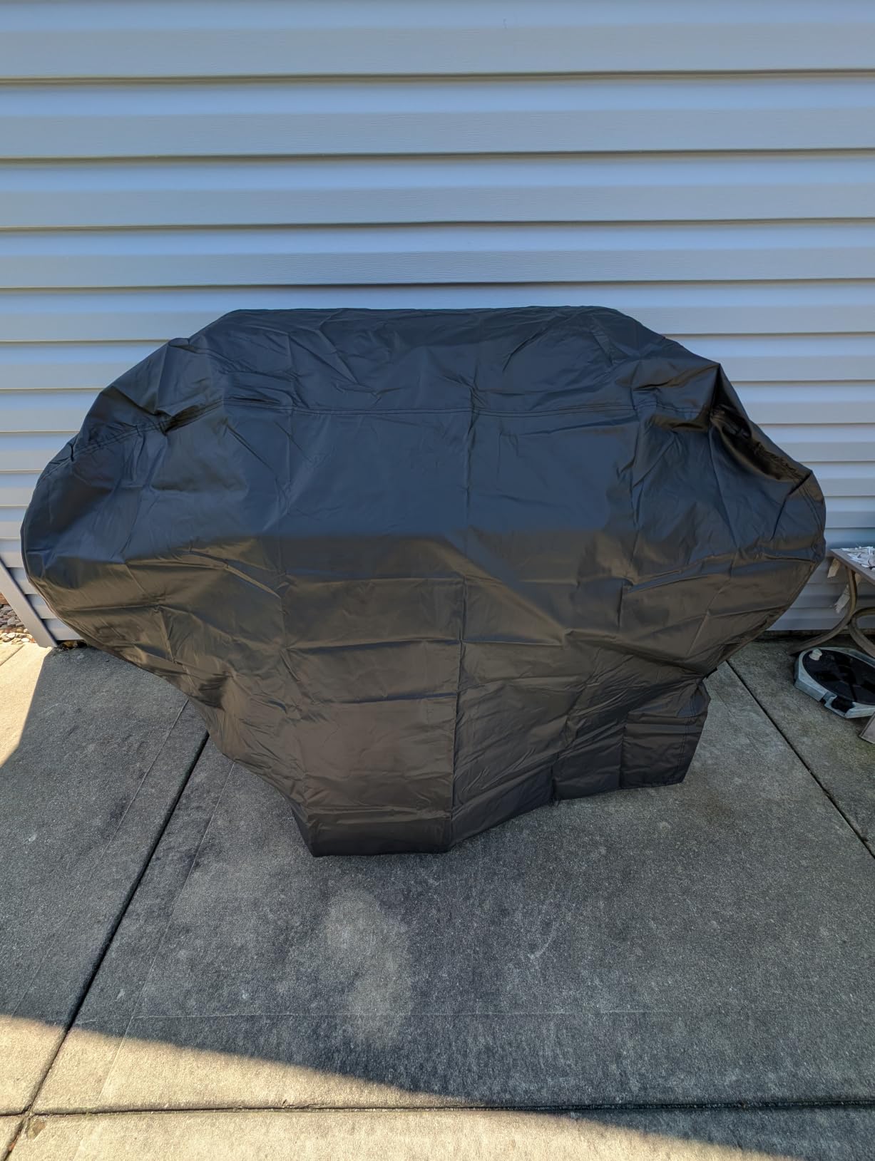 Grill Cover, 58 inch BBQ Gas Grill Cover for Outdoor Grill - Waterproof, Anti-UV, Rip-Proof, Fade Resistant Material, Barbecue Cover with Hook-and-Loop Straps & Adjustable Hem Drawstring, Black customer photo 1