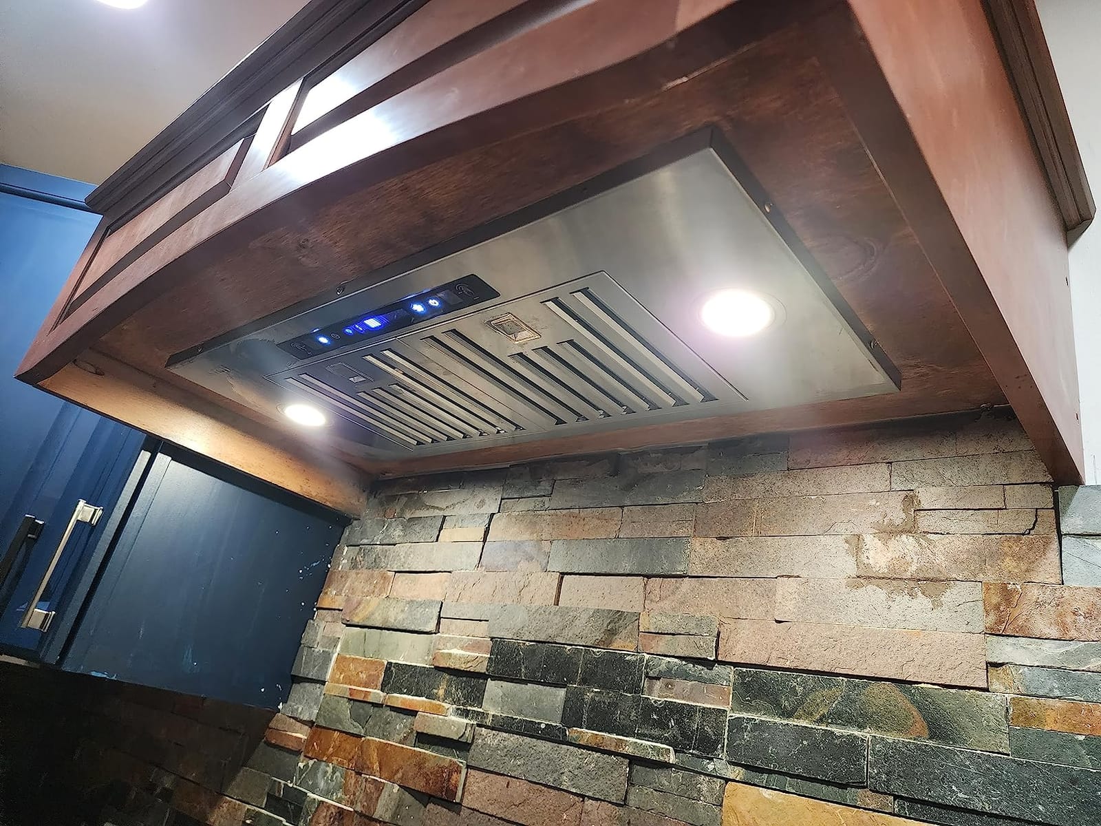 IKTCH 30 inch Insert Range Hood 900 CFM, Ducted/Ductless Vent Hood | Stainless Steel Built-in Kitchen Vent Hood with 4 Speed Gesture Sensing&Touch Control Panel customer photo 1