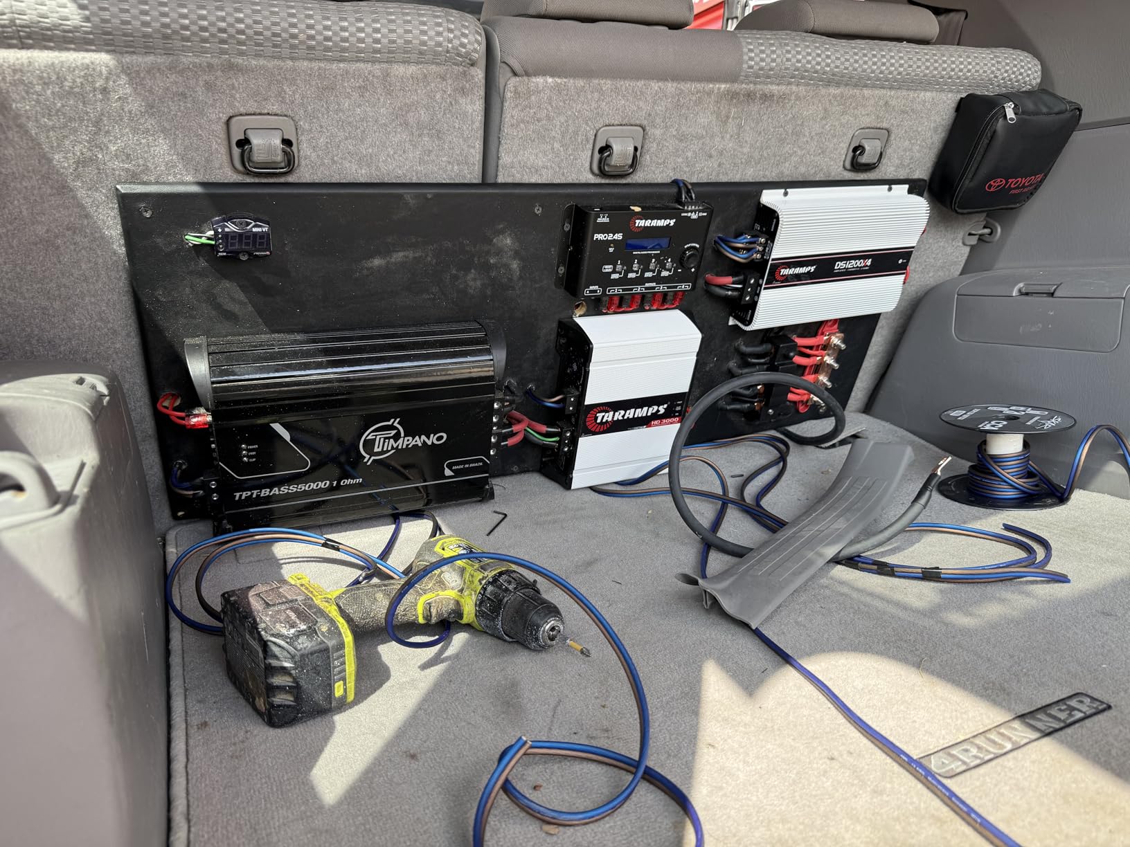 Taramps HD 3000 1 Ohm White 1 Channel Amplifier 3000 Watts RMS Digital, Crossover, Low/High Pass, Bass Boost, Gain Control, Car Audio System Mosfet Monoblock Full Range, LED Monitor Indicator, HD 3k customer photo 1