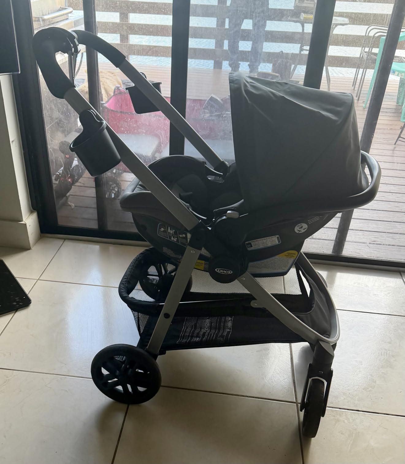 Graco Modes Pramette Travel System, Car Seat and Stroller Combo, Includes SnugRide LX Infant Car Seat and Baby Stroller, 3 Modes: Car Seat Carrier, Pramette, Toddler Stroller, Ellington customer photo 2