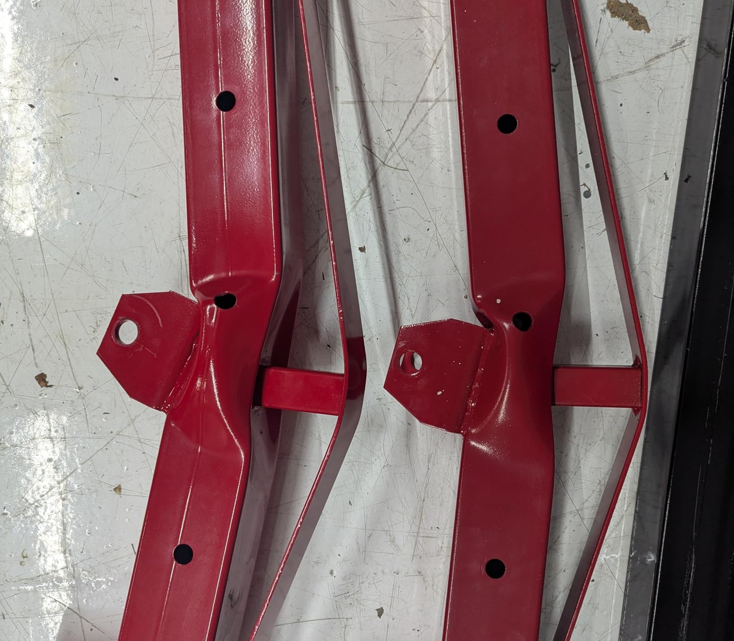 2 Ton Hydraulic Engine Hoist Crane, 4400LBS Folding Cherry Picker | Heavy-Duty Engine Hoist with 6 Locking Wheels & 4 Boom Positions for Truck SUV Engines Garage Workshop customer photo 1