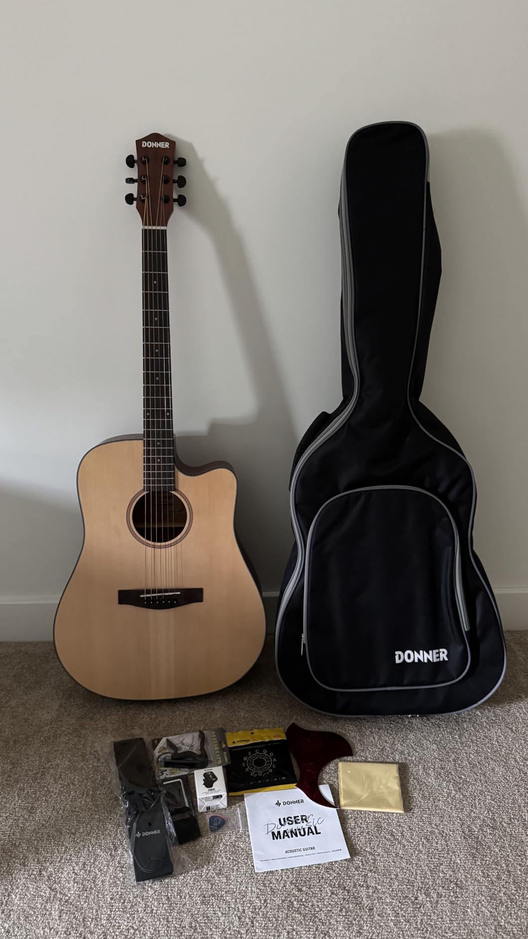 Donner Acoustic Guitar Kit for Beginners Adult Teen - Starter Kit, Full Size 41'' Cutaway Acustica Guitarra Bundle with Free Online Lesson,Gig Bag, Strap, Tuner, Capo, String, Natural, DAD-140C customer photo 2