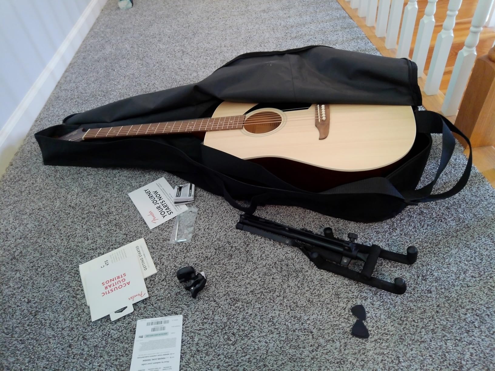 Fender California Debut Redondo Series Acoustic Guitar Starter Kit, Natural | Includes gig bag, stand, tuner, strap, picks, 2-year warranty customer photo 1