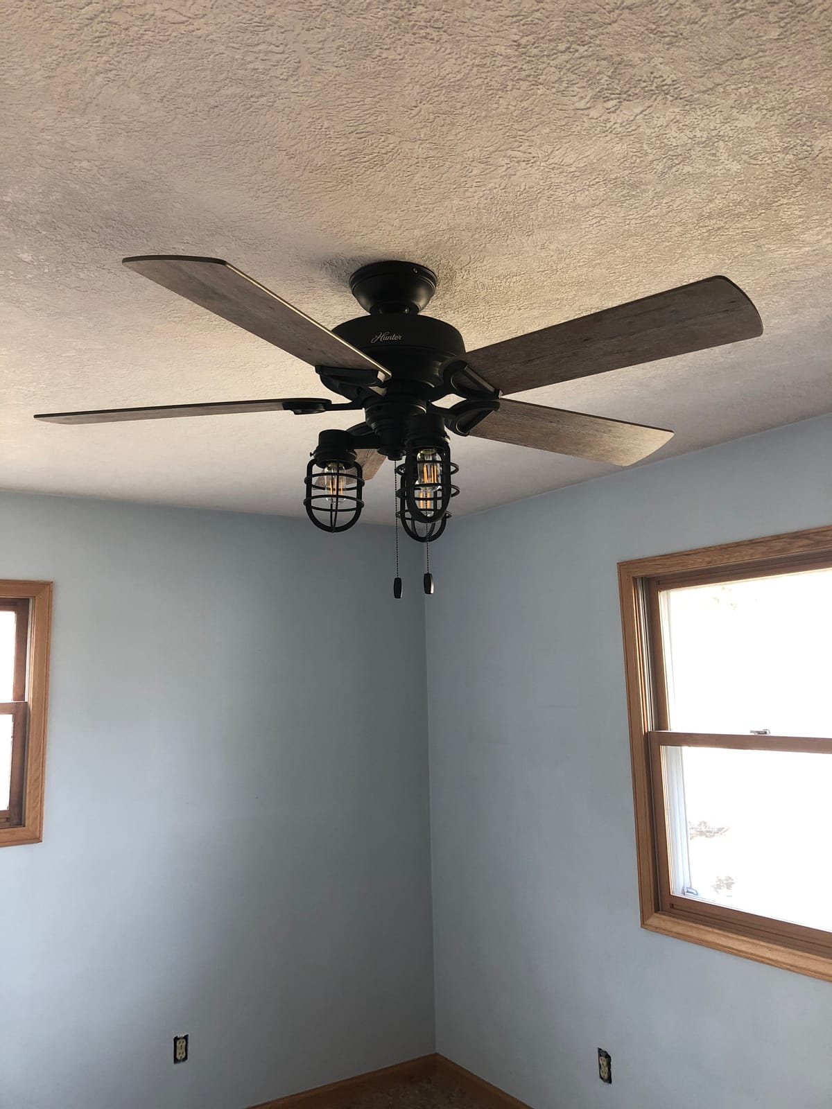 Hunter Starklake Outdoor or Indoor Ceiling Fan, 52 inch, Natural Black Iron, with LED Light, 5 Blades customer photo 2