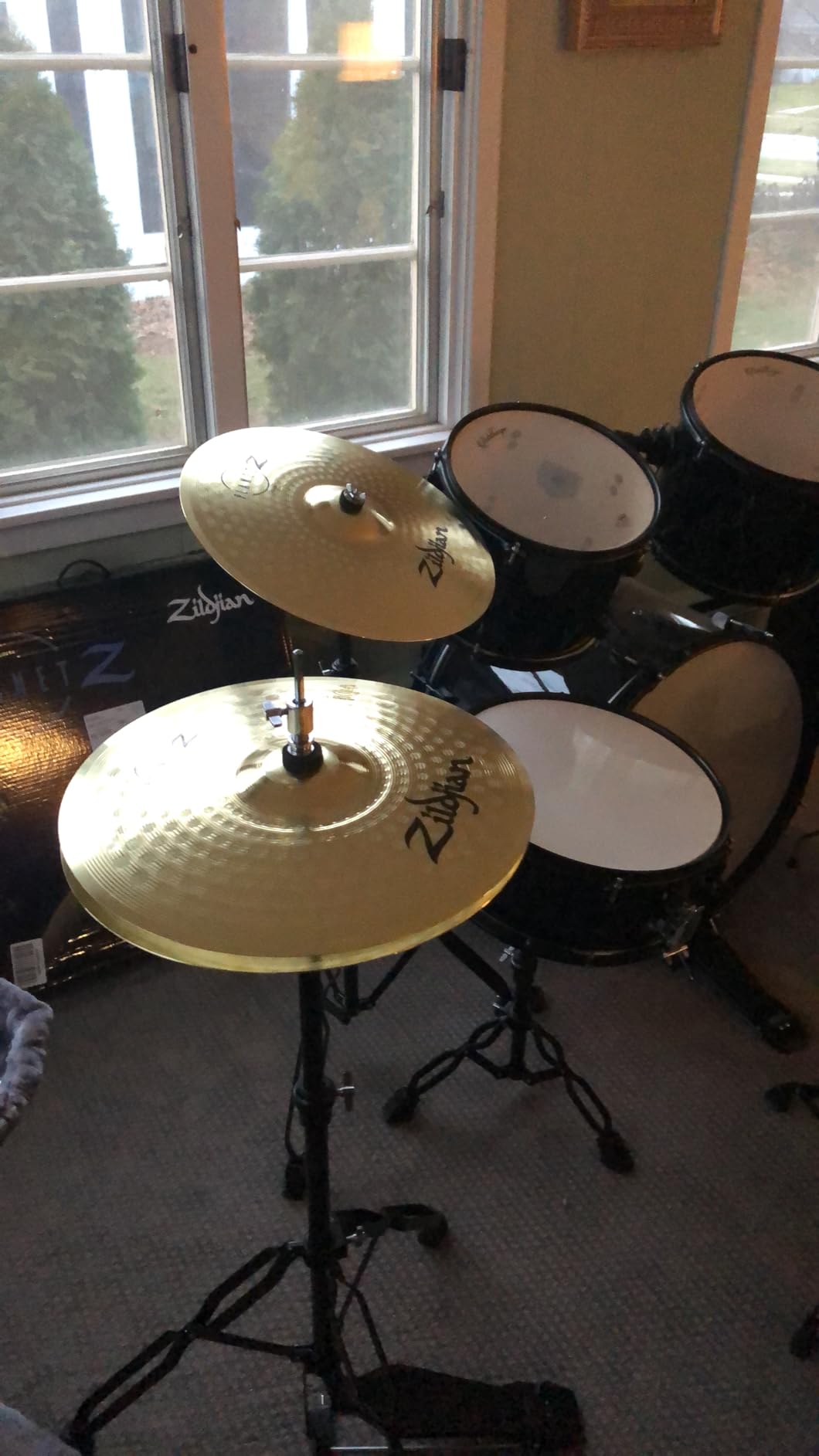 Zildjian ZP4PK Planet Z Complete 14/16/20-Inch Cymbal Pack | Crash and Ride Included, Drum Set Starter Kit for New Players, Bright Balanced Tone, Durable Build for Practice and Live Gigs customer photo 1