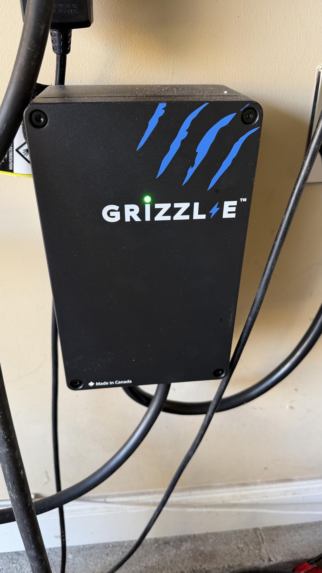 Grizzl-E Classic, Level 2 240V / 40A Electric Vehicle (EV) Charger, UL Certified, Metal Case Enclosure, Indoor/Outdoor Electric Car Fast Wall Charging Station, NEMA 14-50 Plug, Classic Black customer photo 2