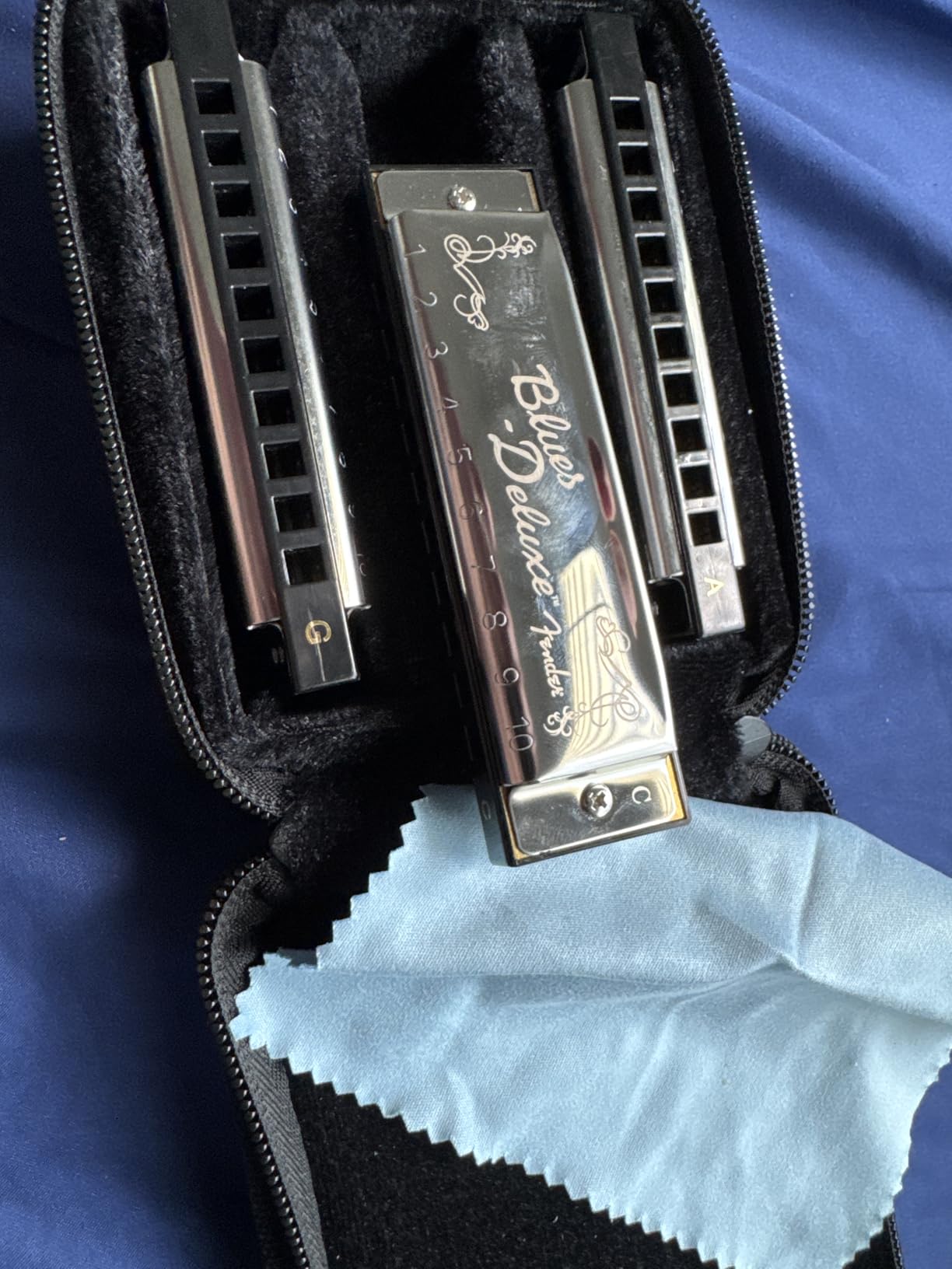 Fender Blues Deluxe Harmonica, Pack of 3 with case (Keys C,G,A) customer photo 2