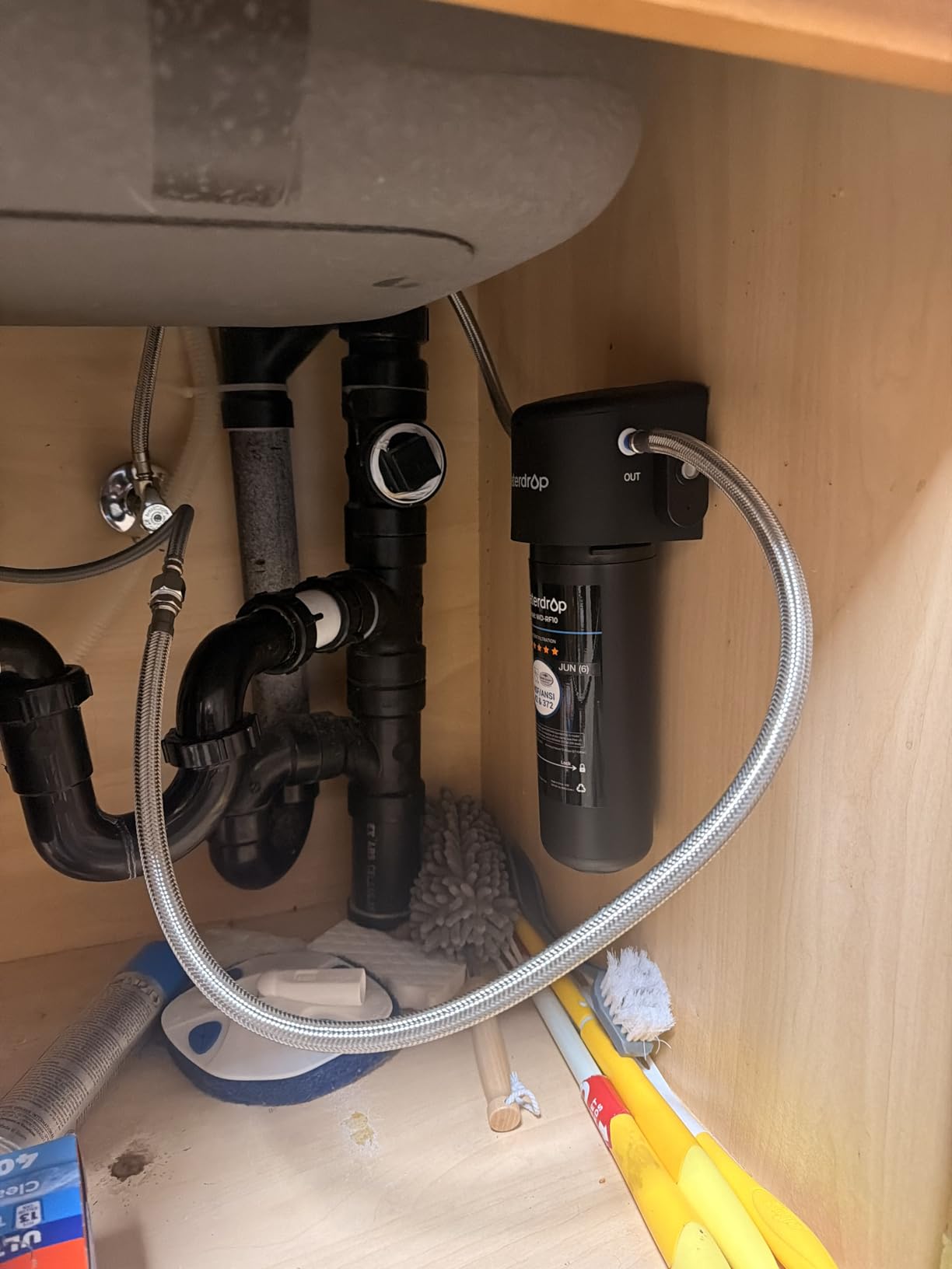 Waterdrop 10UA Under Sink Water Filter System, NSF/ANSI 42 Certified 1 Year | Reduces PFAS, PFOA/PFOS, Lead, Chlorine, Bad Taste & Odor, Under Counter Water Filter Connects Directly to Your Faucet customer photo 2