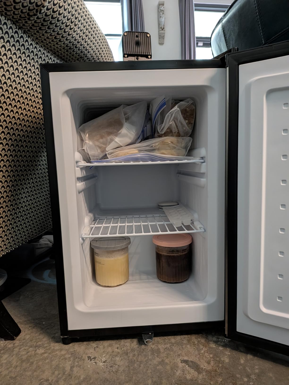 Whynter Upright Freezer/Fridge Convertible 3 Cu Ft Energy Star, CUF-301SS customer photo 2