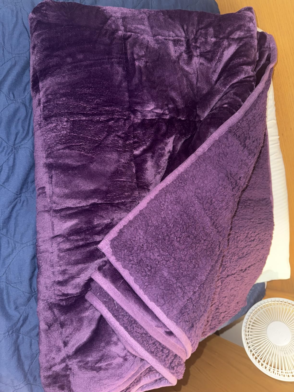 Uttermara Weighted Blankets for Adults Queen Size, 15lbs 60x80 Inches | Soft Plush Flannel Weighted Throw Blanket, Warm Cozy Sherpa, Washable Heavy Throw for Sleeping, Calming And Relaxing, Grey customer photo 2
