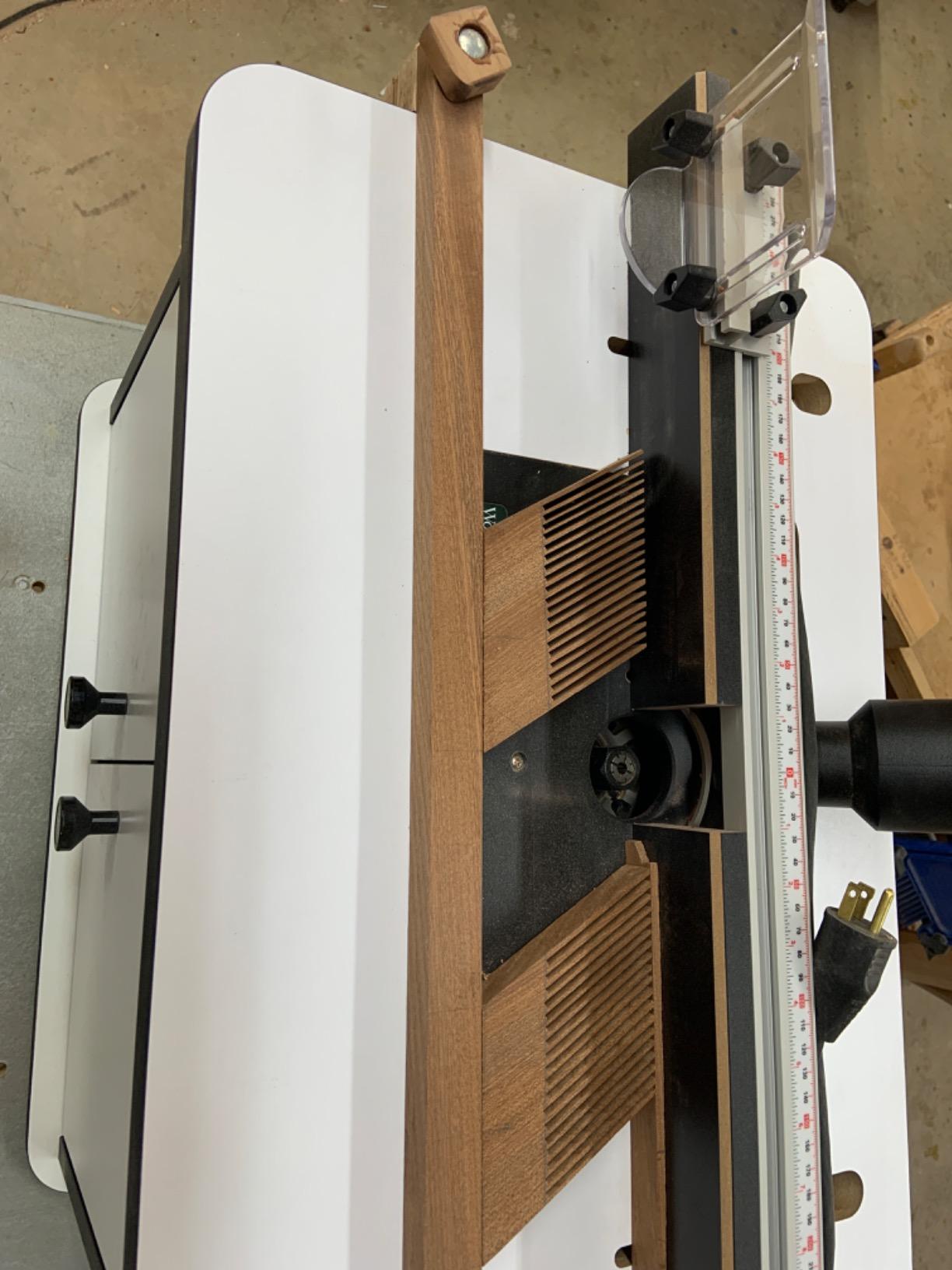 Woodriver Benchtop Router Table customer photo 2
