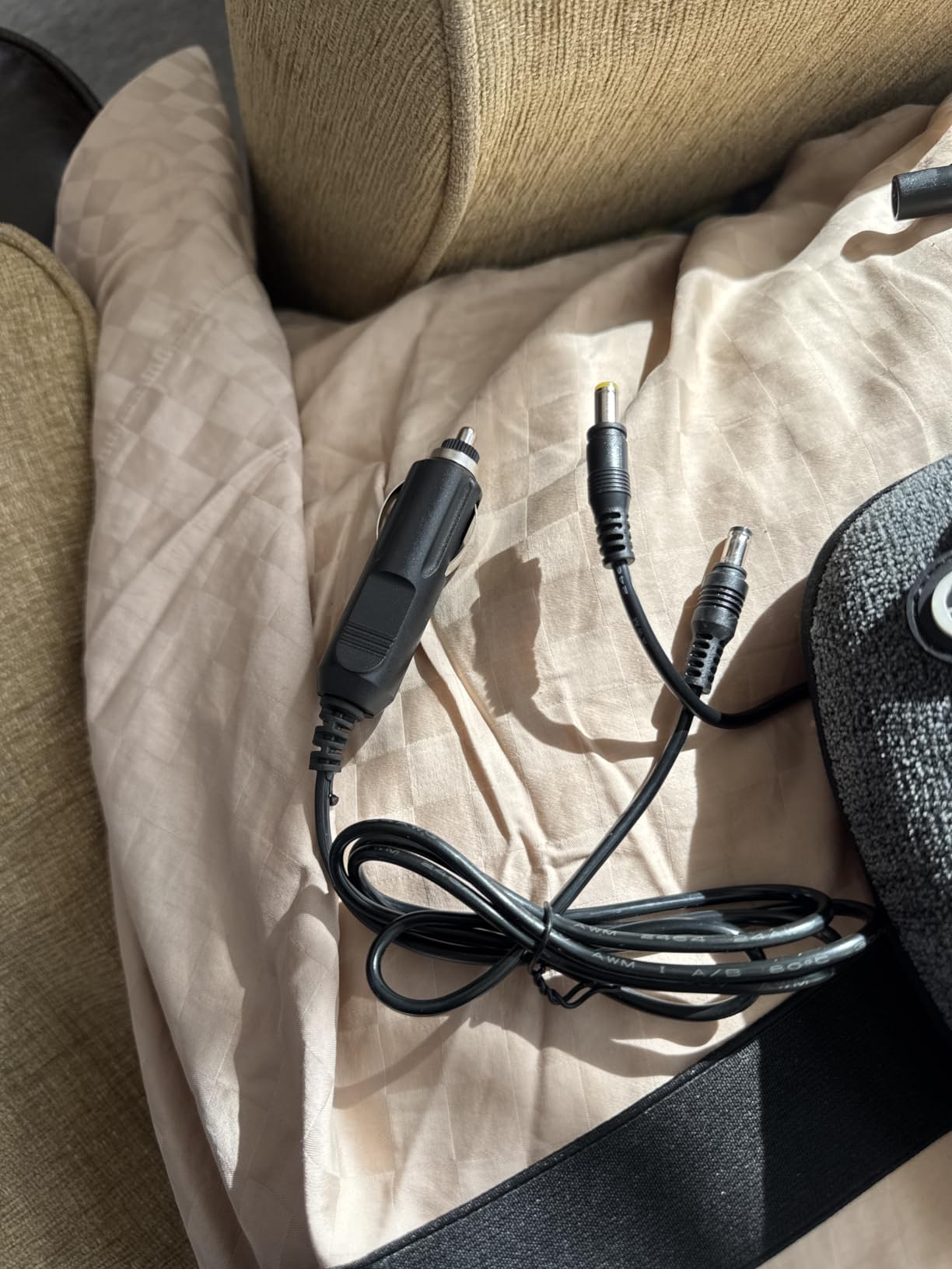 VIKTOR JURGEN Shiatsu Back Massager with Heat, Deep Tissue for Pain Relief customer photo 2