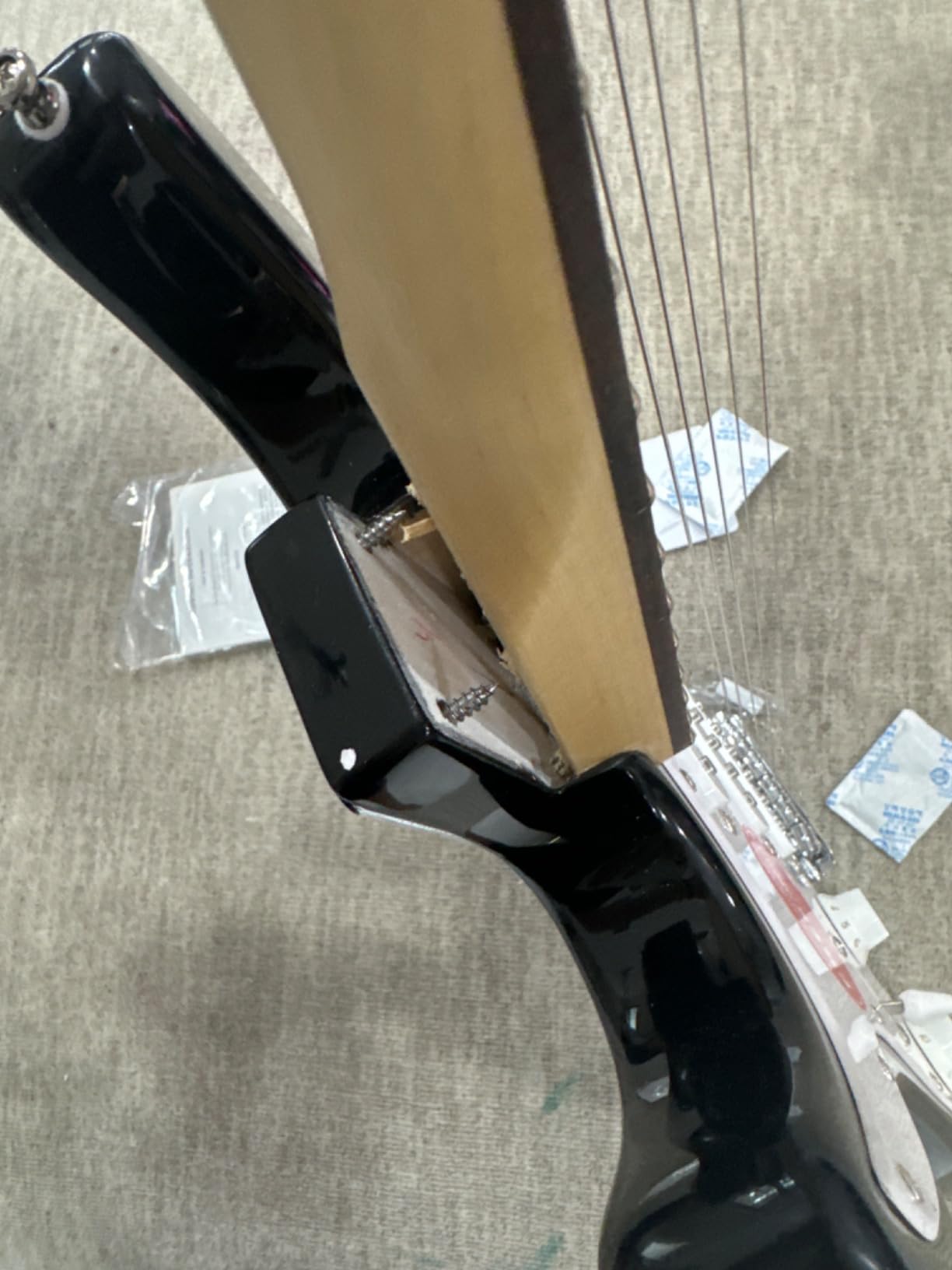 Squier Mini Stratocaster Electric Guitar, with 2-Year Warranty, Black, Laurel Fingerboard, Left-Handed customer photo 2