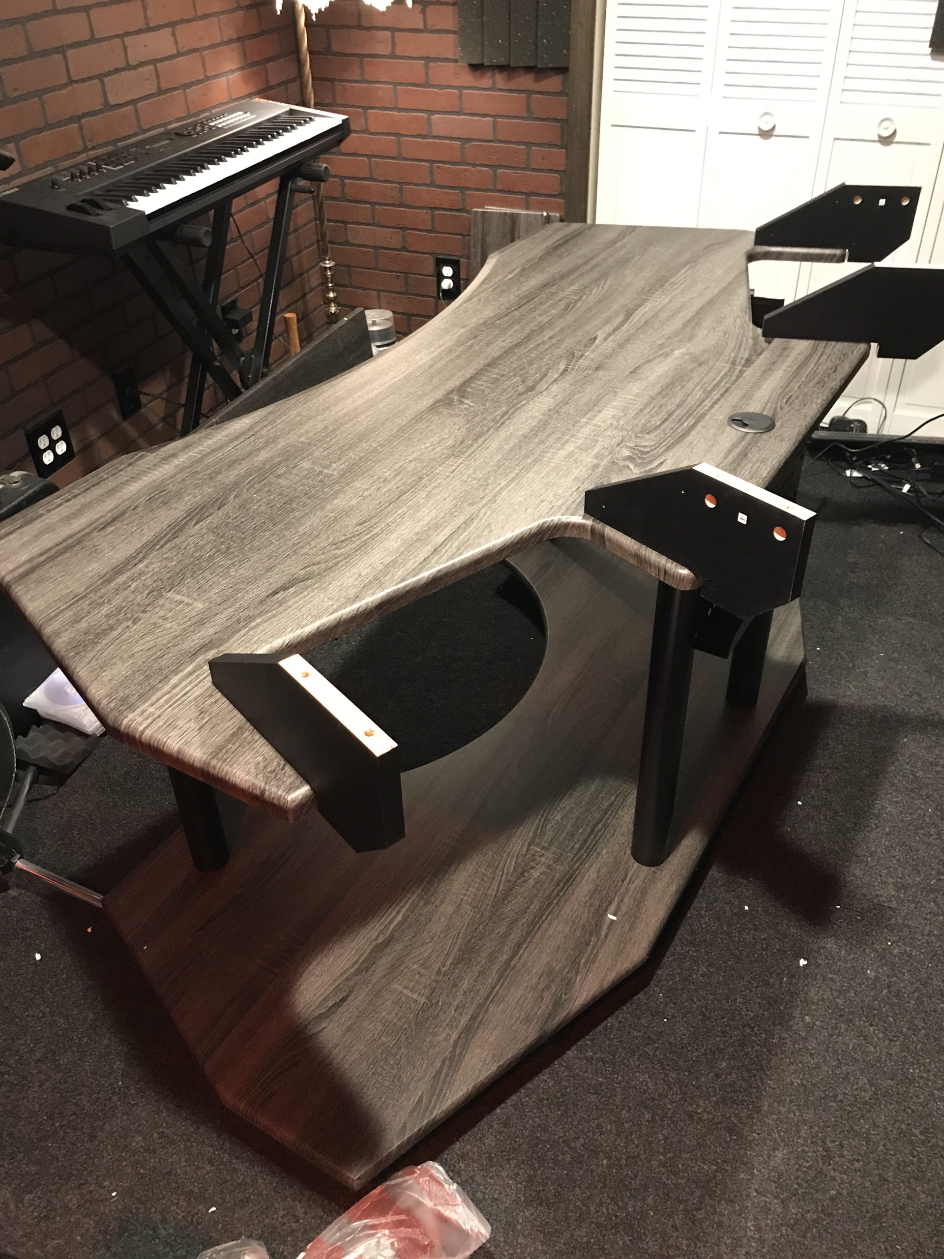 Acme Eleazar Wooden Music Recording Studio Desk in Black Oak customer photo 2
