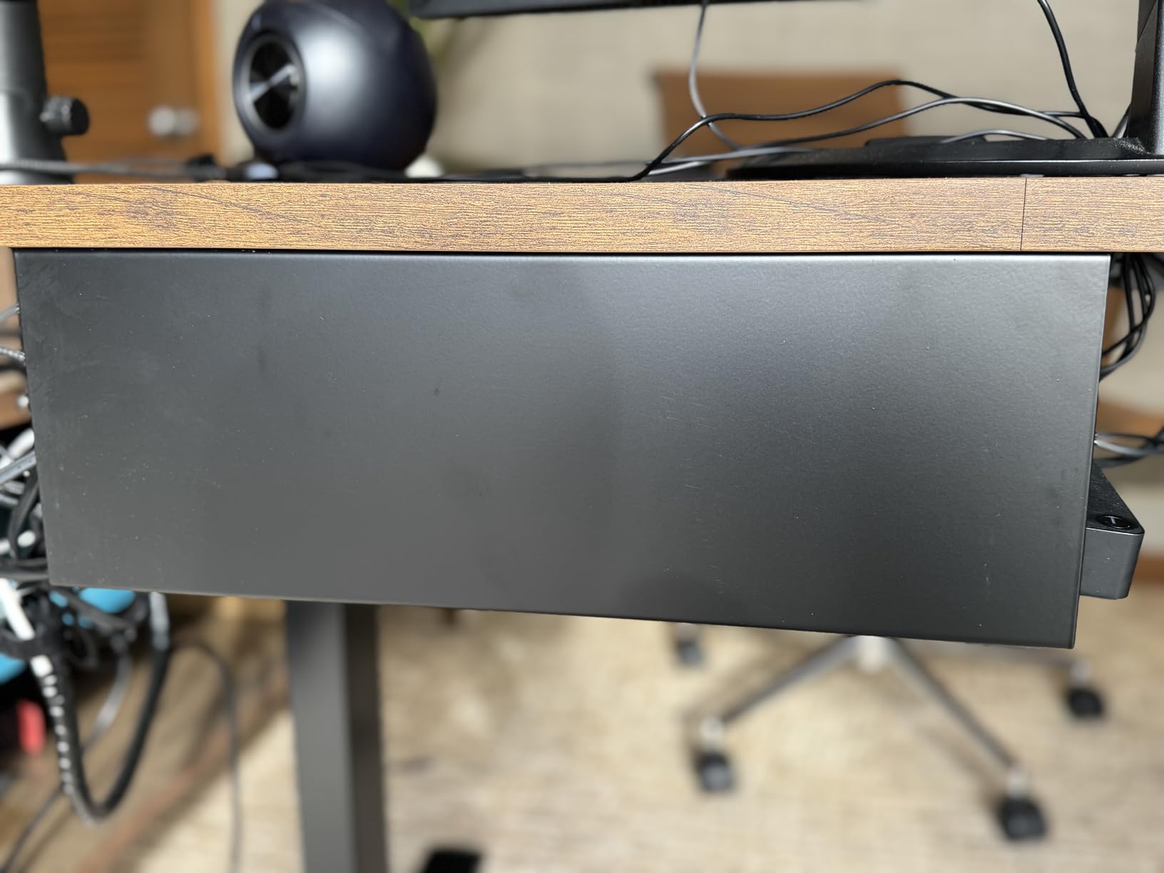 VIVO Black 17 in Under Desk Cable Management Tray, DESK-AC06-1C | Low Profile Power Strip Holder, Cord Organizer, Wire Tamer Steel Cable Rack for Office and Home, Holds 11 lbs customer photo 1