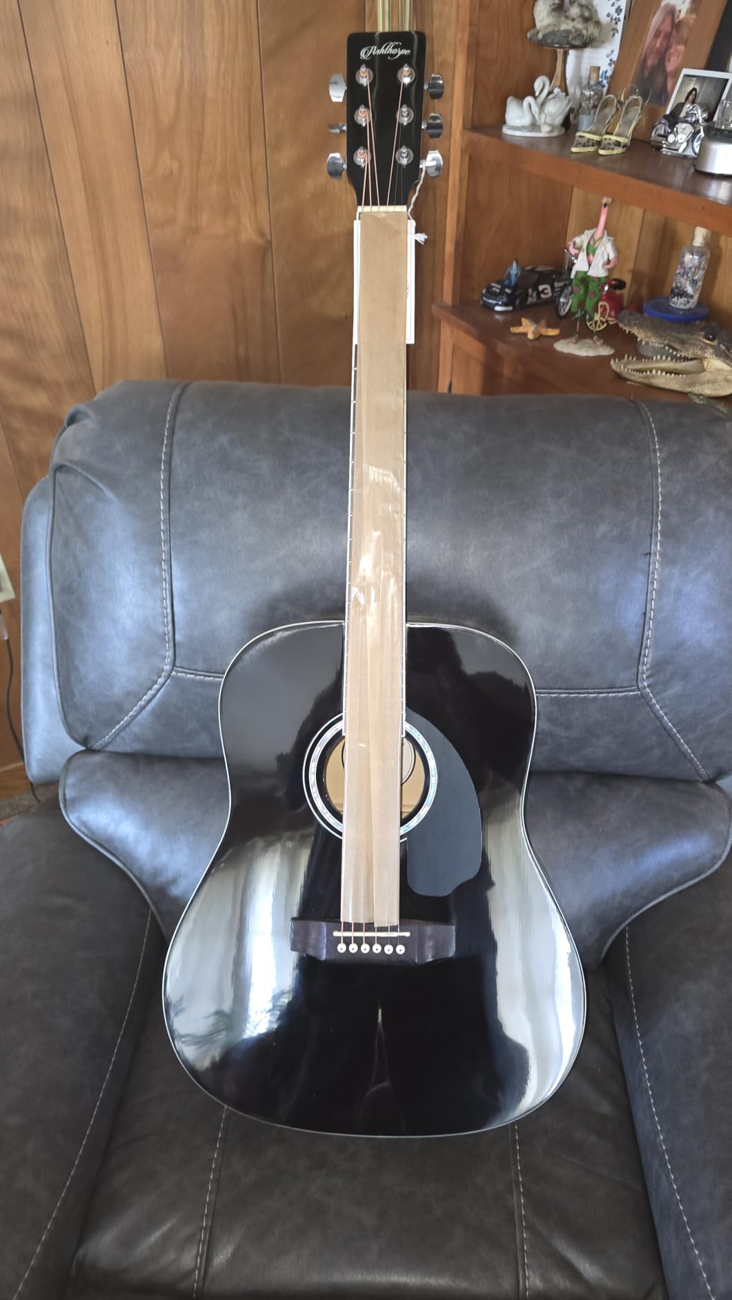 Ashthorpe Full-Size Left-Handed Dreadnought Cutaway Acoustic-Electric Guitar Bundle - Blue customer photo 2