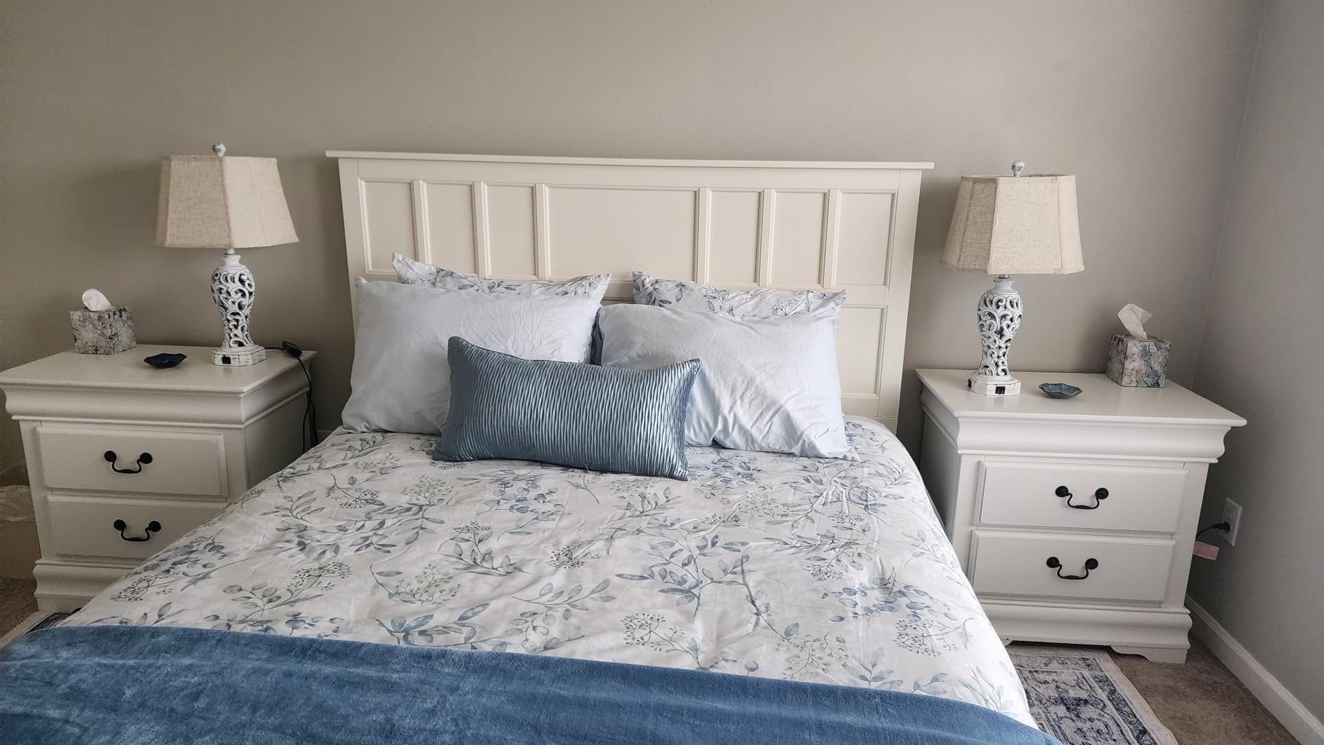 Bare Home Fleece Blanket Luxury Microplush (Full/Queen, Cypress) | Ultra-Soft Lightweight Blanket for Bed, Sofa, and Couch, Cozy & Warm Blanket customer photo 1