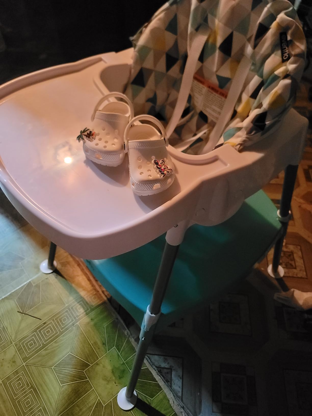 Evenflo Eat and Grow 4-in-1 Convertible High Chair (Pop Star White) customer photo 2