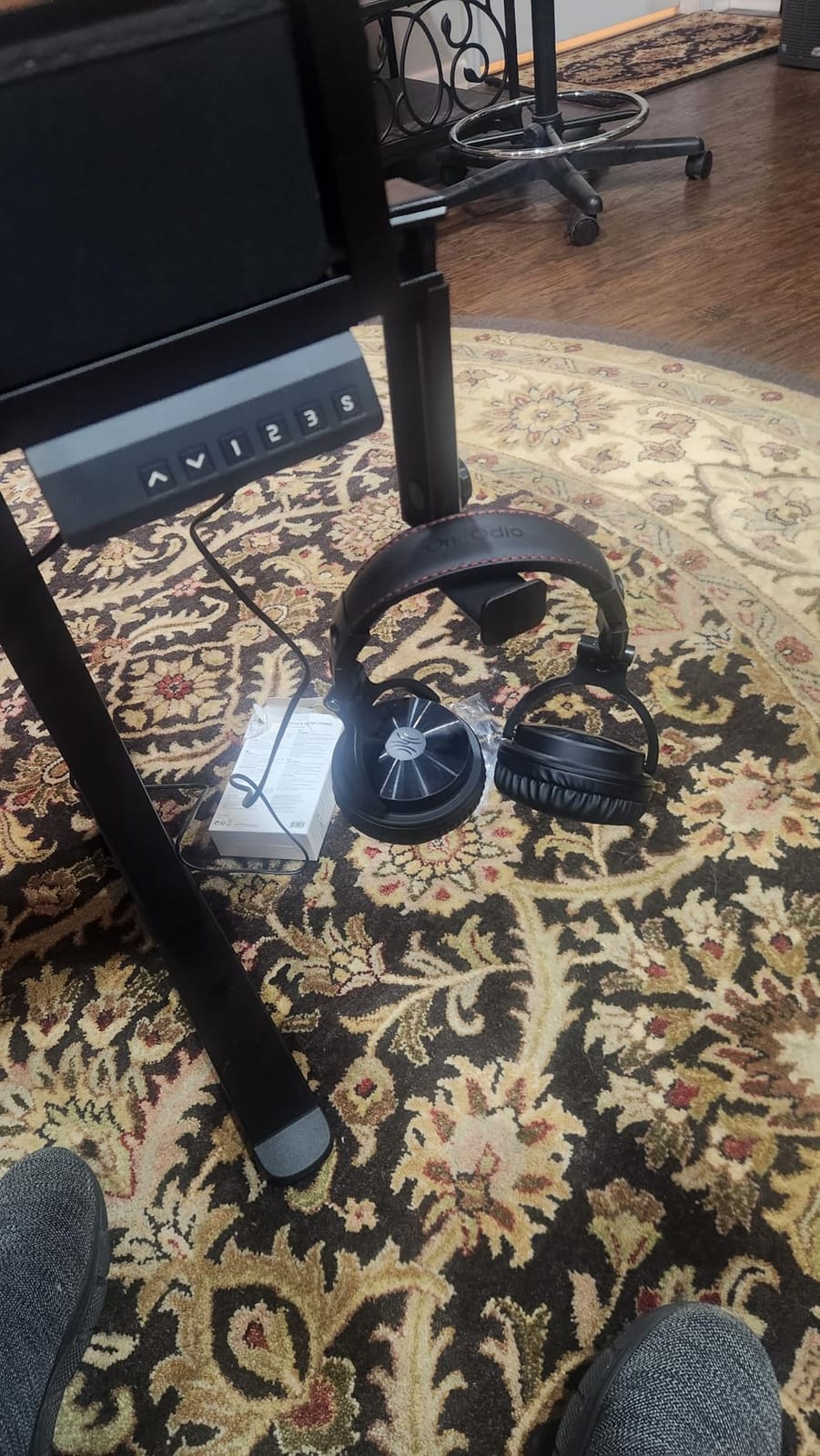 NEETTO HS906 Headphone Stand & Hanger 2 in 1, Above & Under Desk | Gaming Headset Holder Mount Hook with Height Adjustable & Rotating Clamp, Earphone Rack with Cable Clip customer photo 1