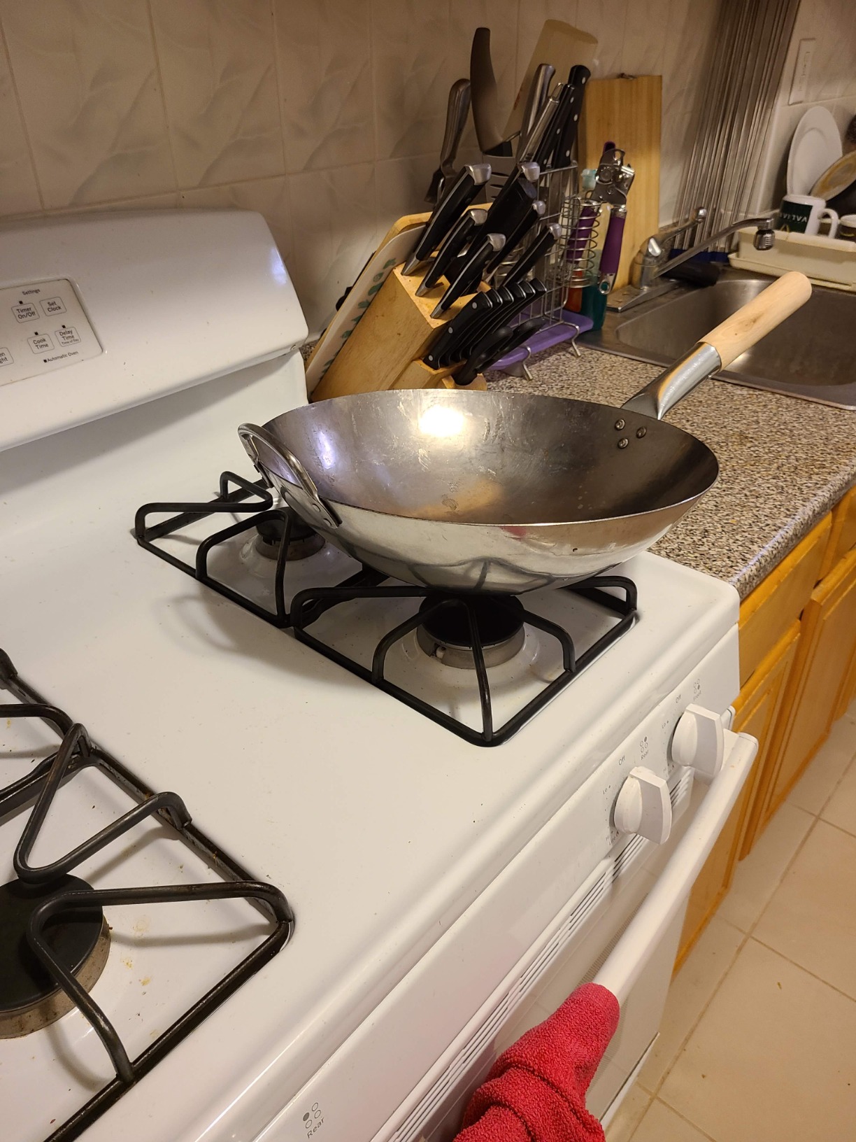 New Star Foodservice Carbon Steel Wok Set - 14